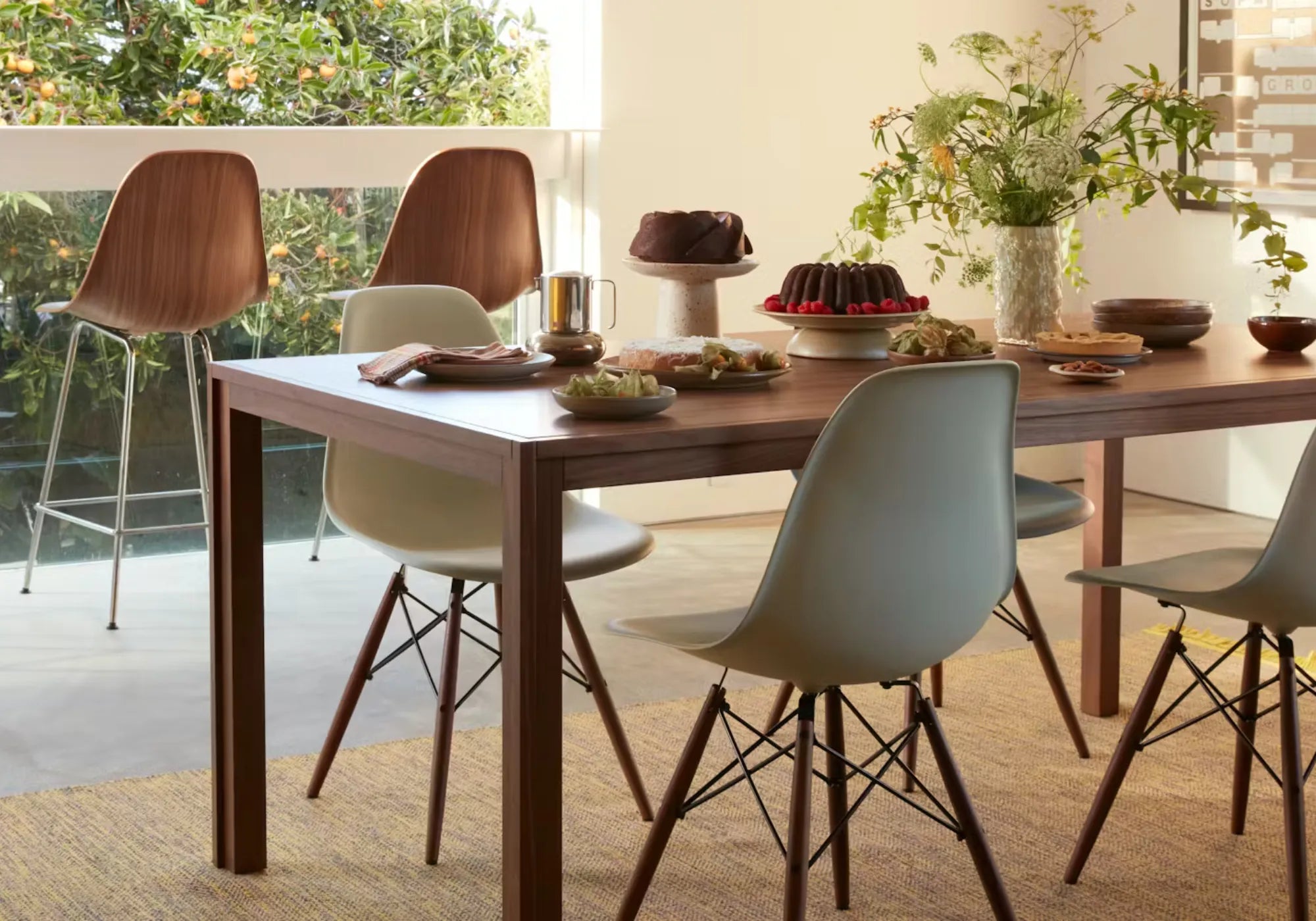 Herman Miller Dining Room Furniture