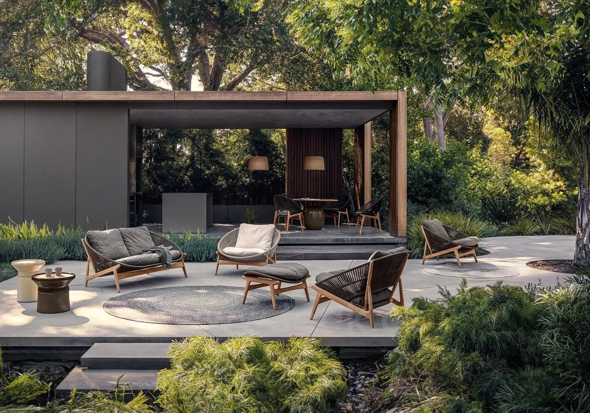 Outdoor Lounge Furniture