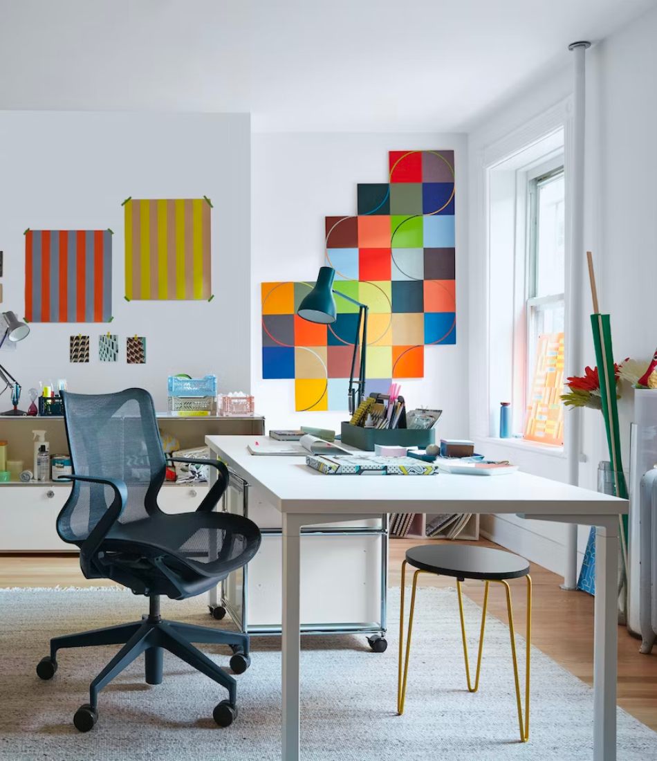 Cosm® 低背椅 - 石墨色