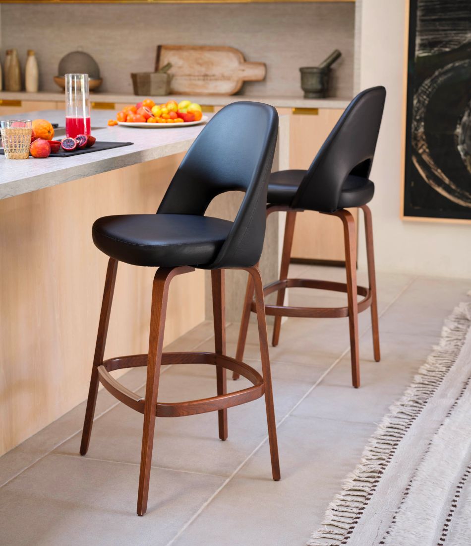 Saarinen Executive Stool, Bar Height - Fabric