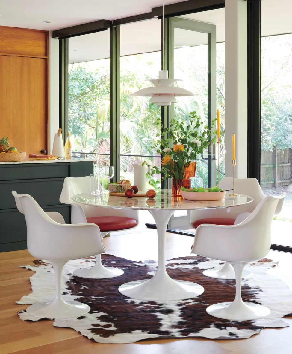 Saarinen Tulip Armchair - Leather