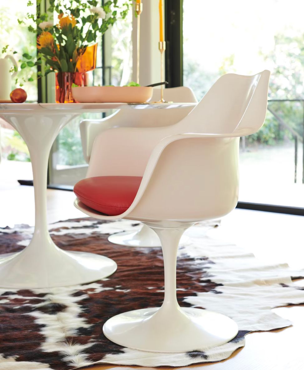 Saarinen Tulip Armchair - Leather