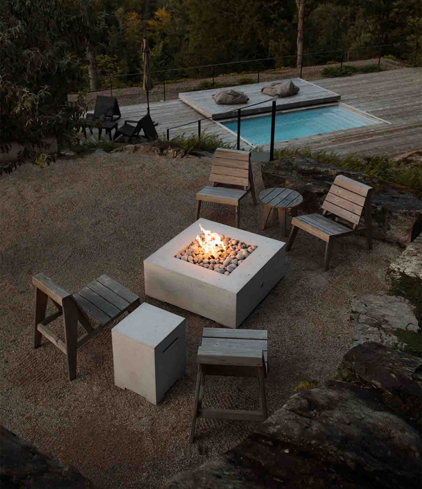Alea Firetable 40"