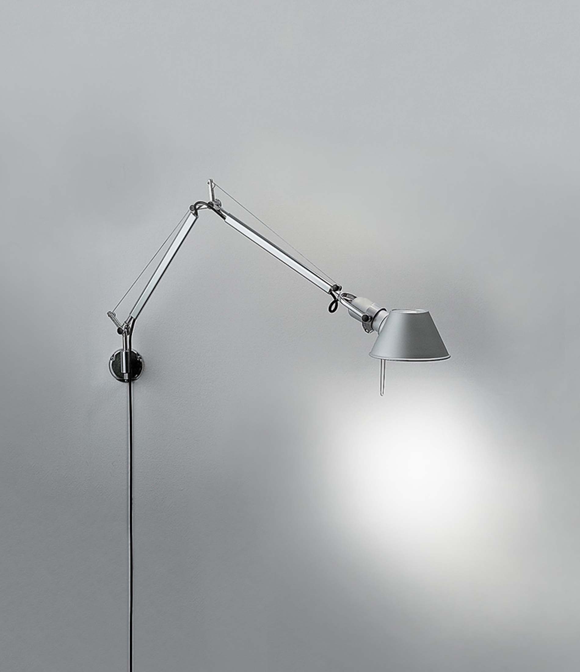 Tolomeo Wall Lamp with S-bracket