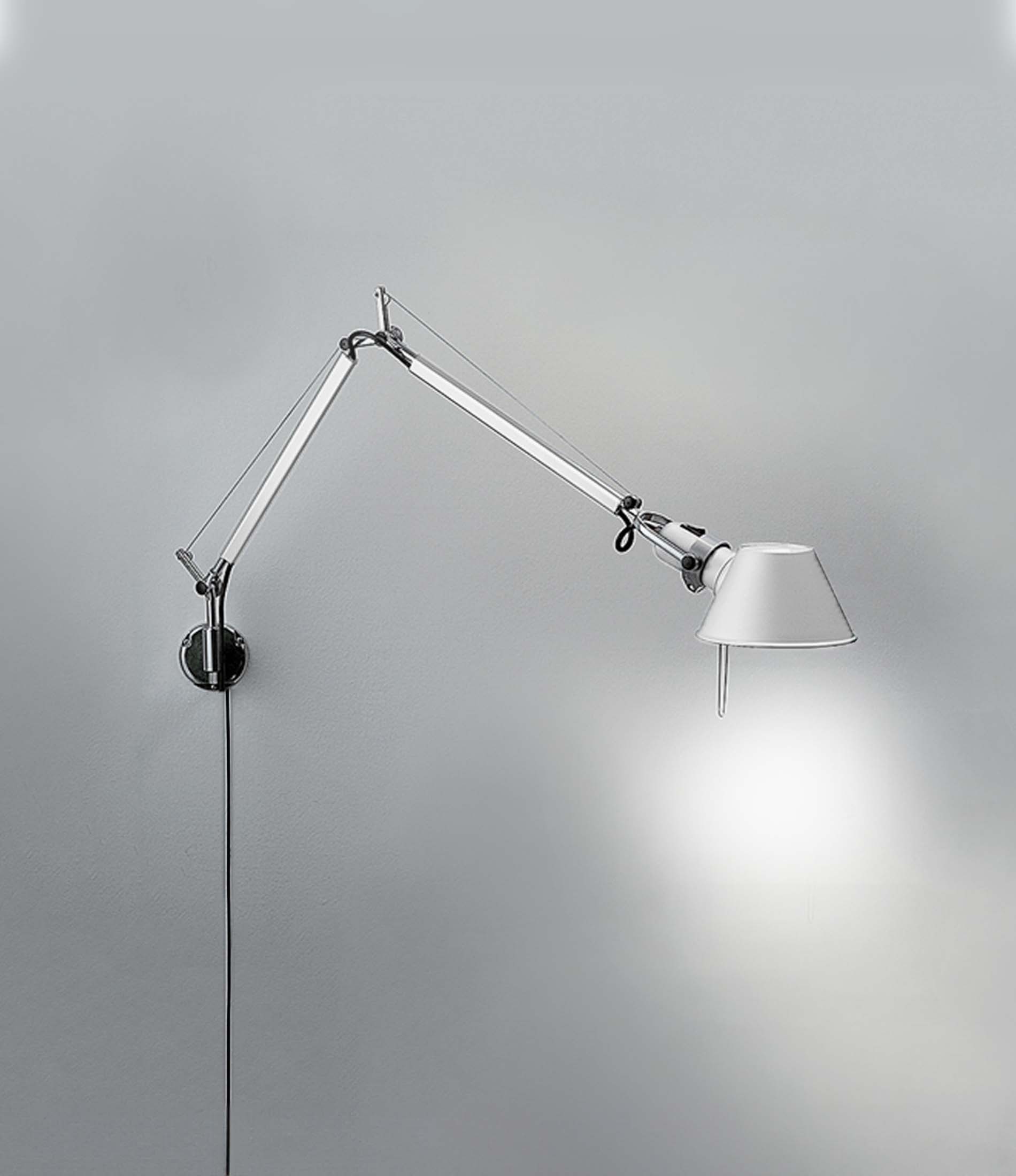 Tolomeo 壁灯带 S 型支架