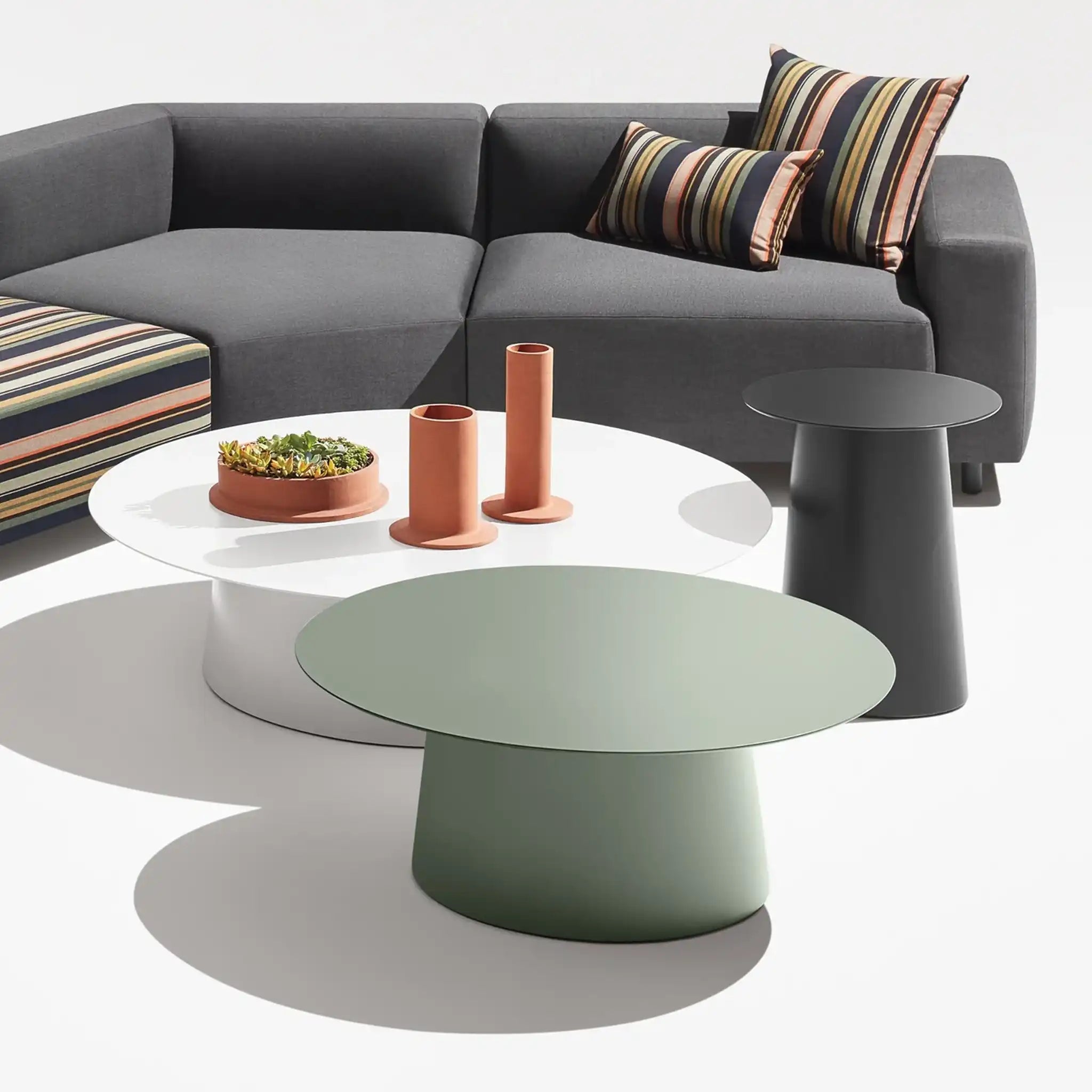 Circula Small Coffee Table