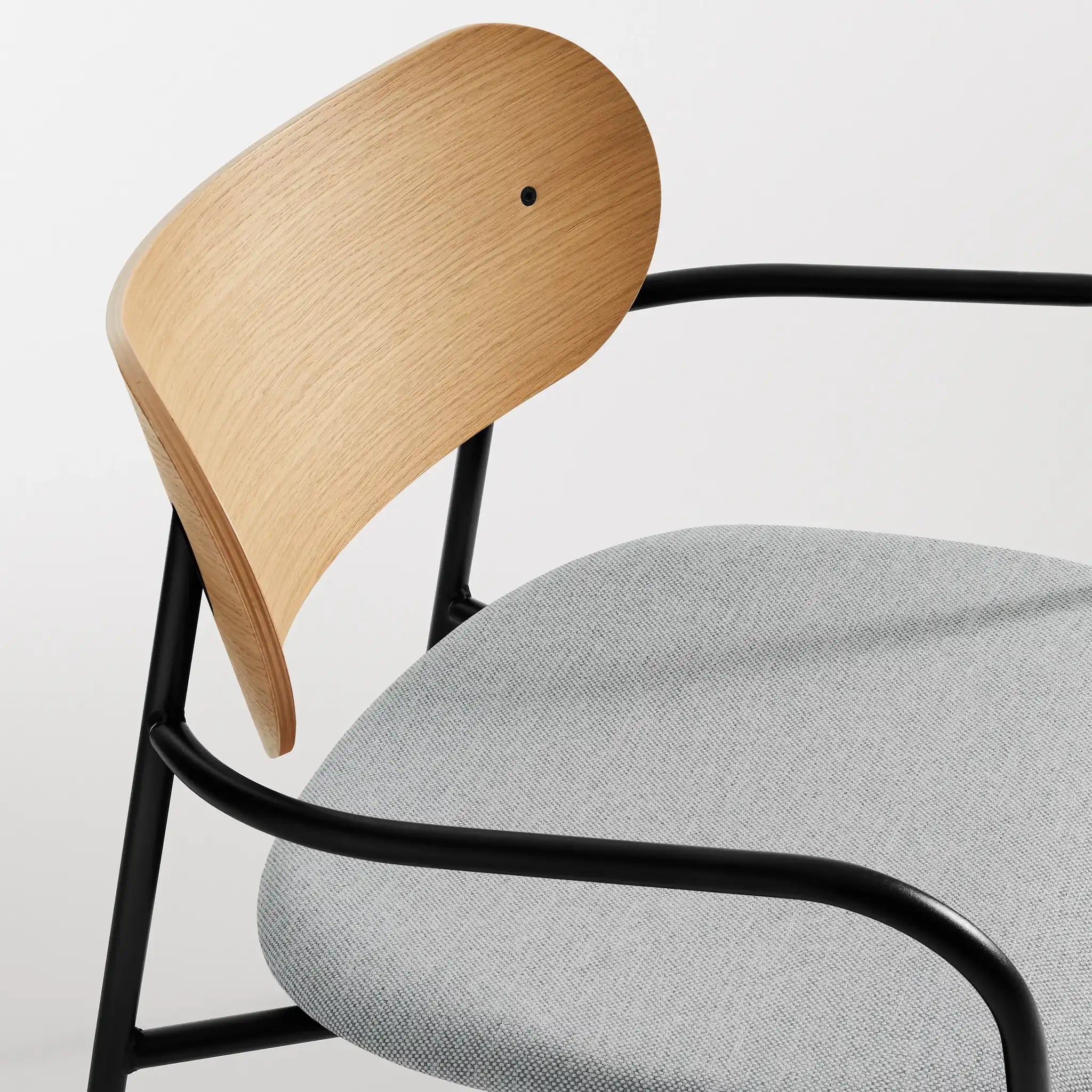 SidebySide Lounge Chair