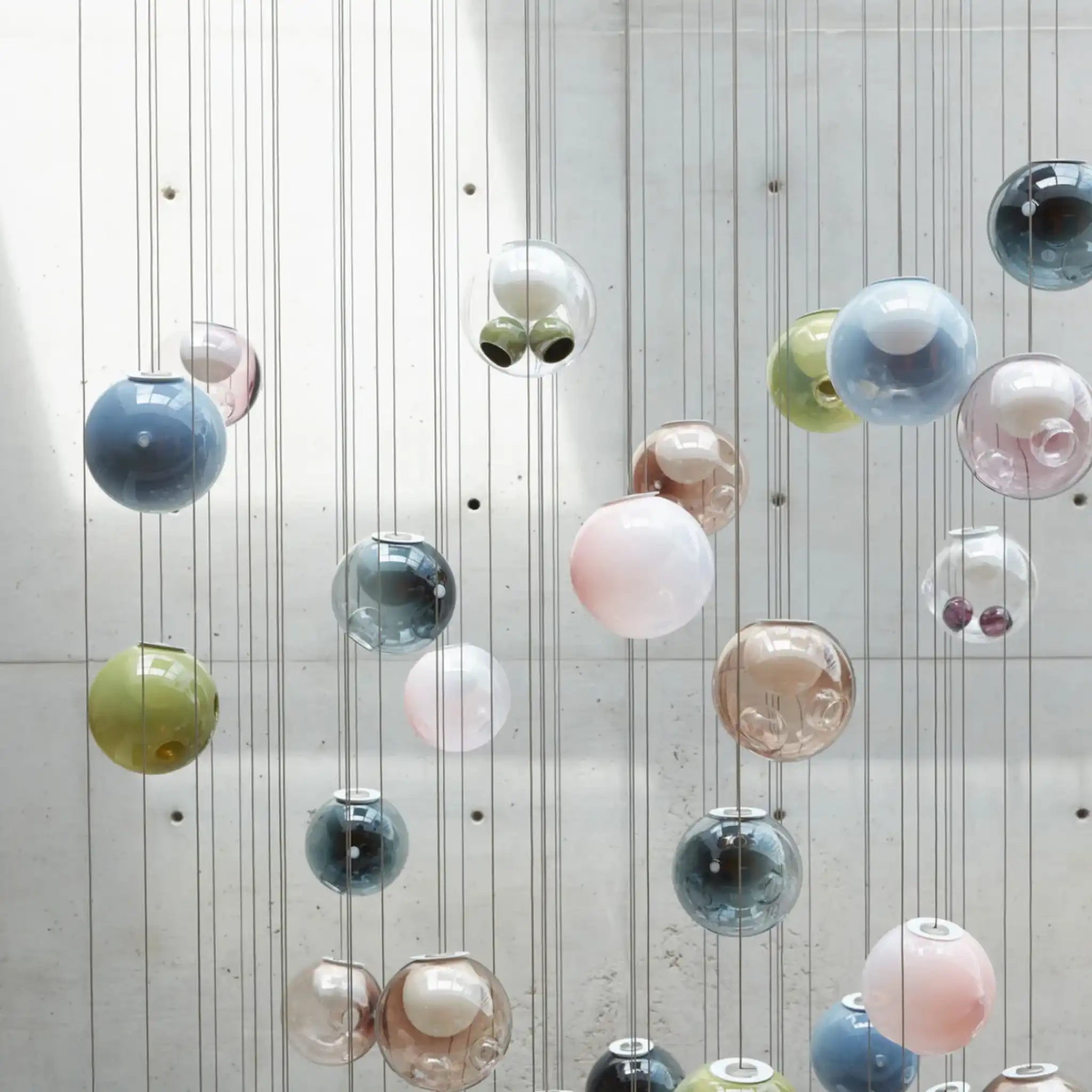 28.3 Random Suspension Light