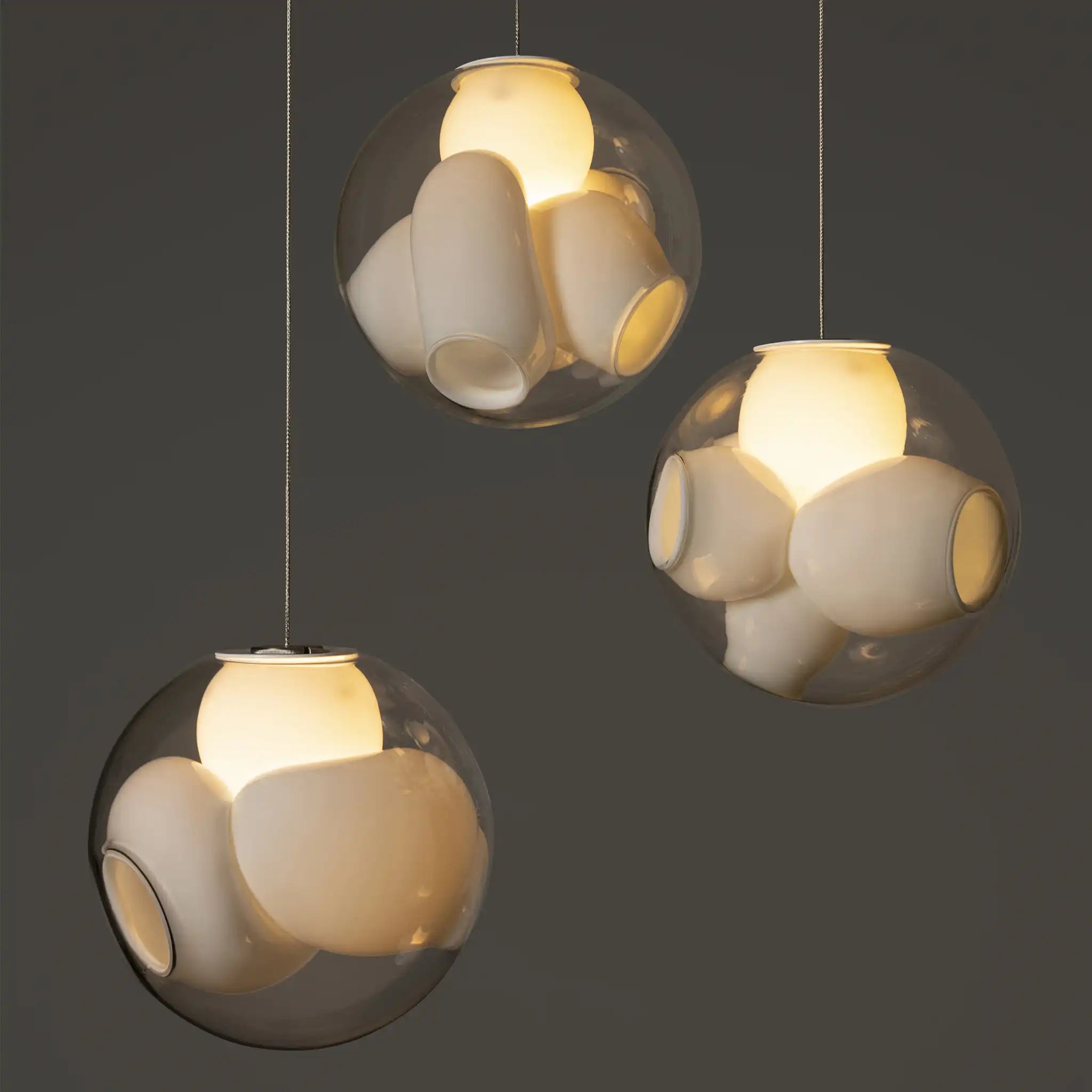 38.3V Random Suspension Light