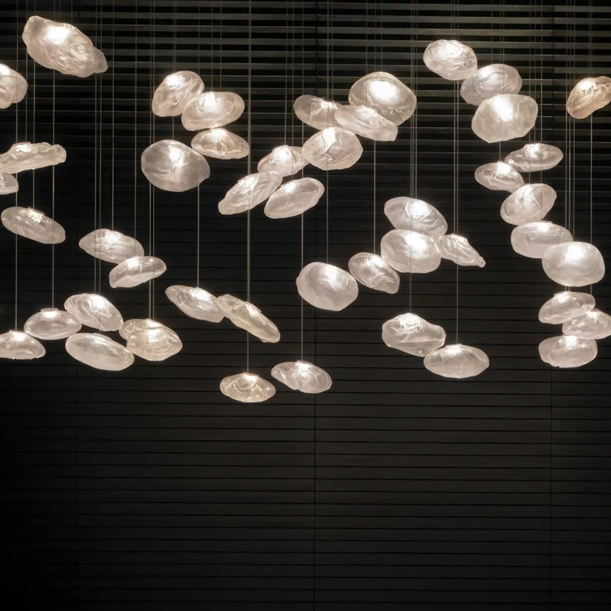 73.1 Suspension Light