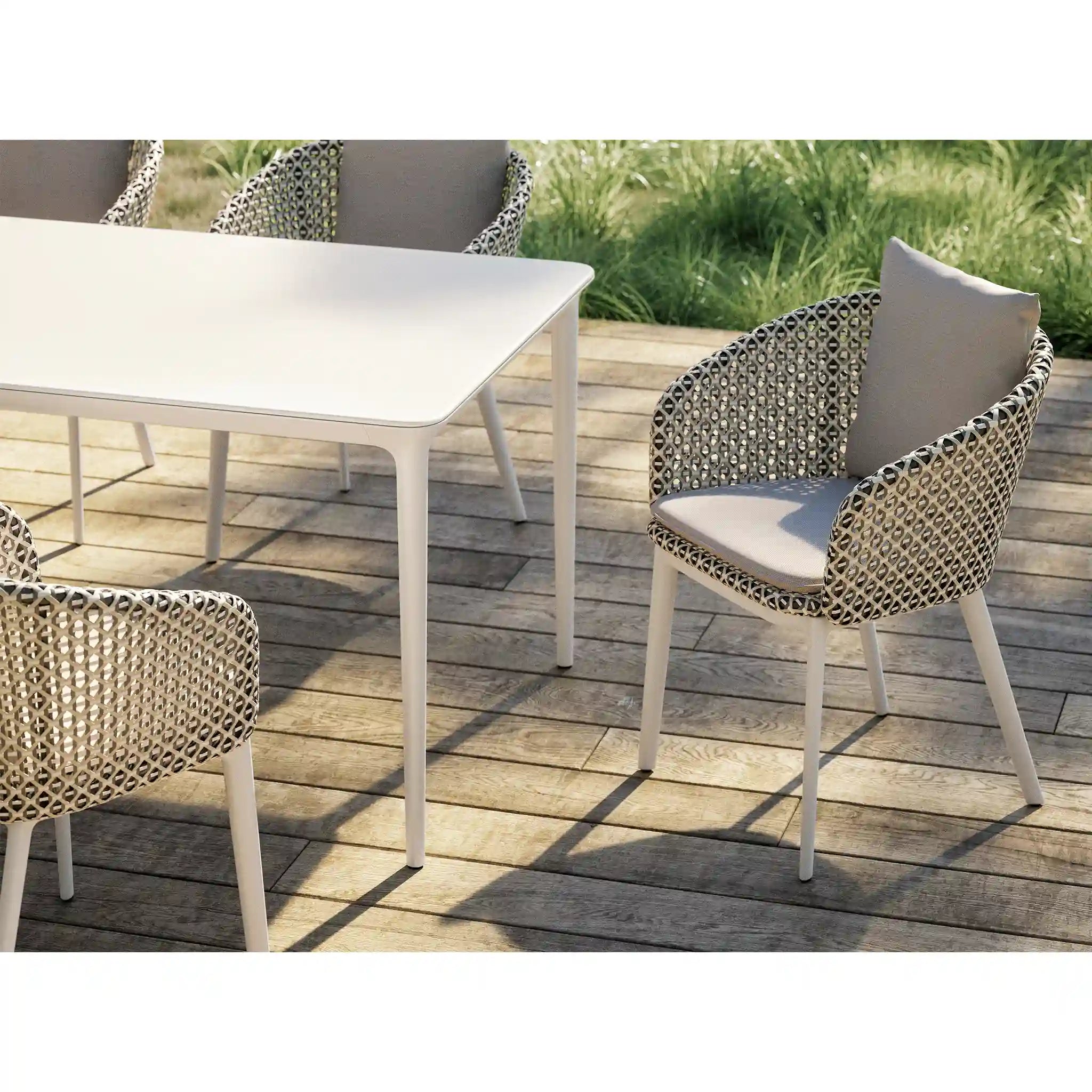 Mbrace Aluminum Armchair