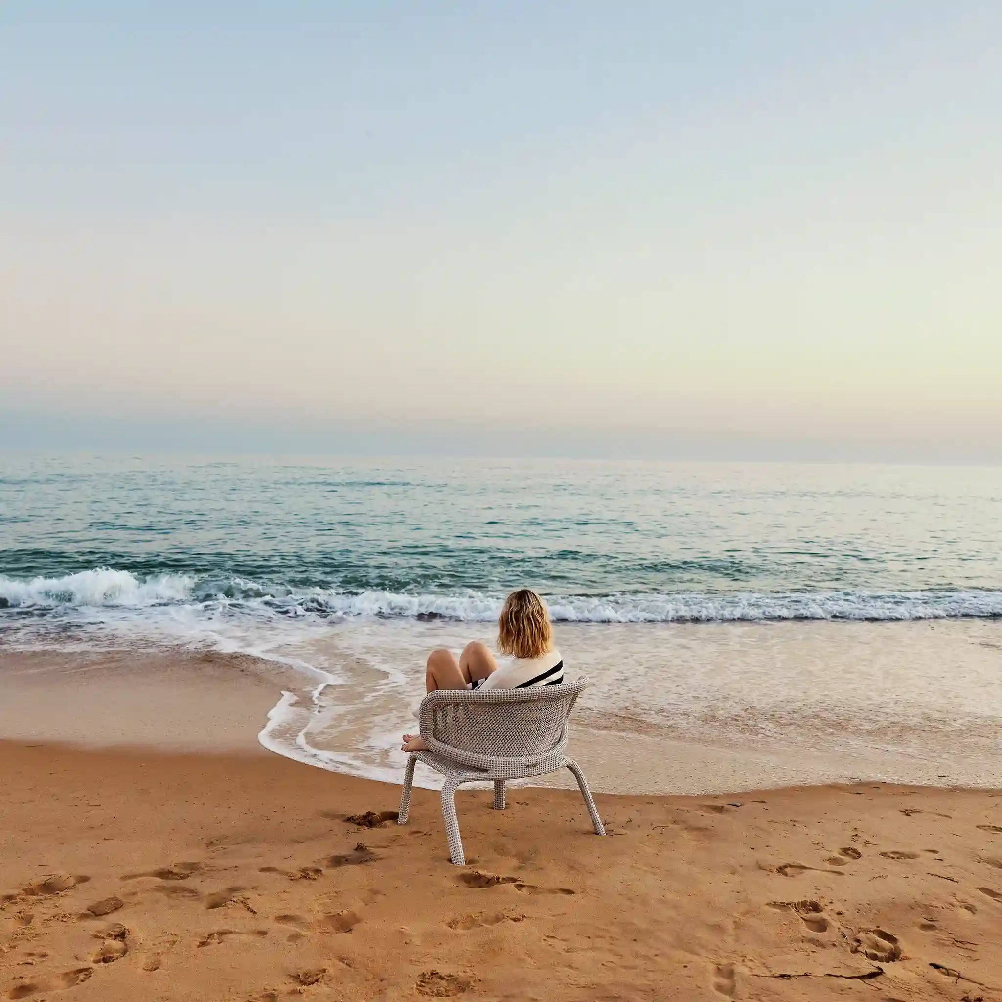 Seashell Nuo 躺椅带垫子