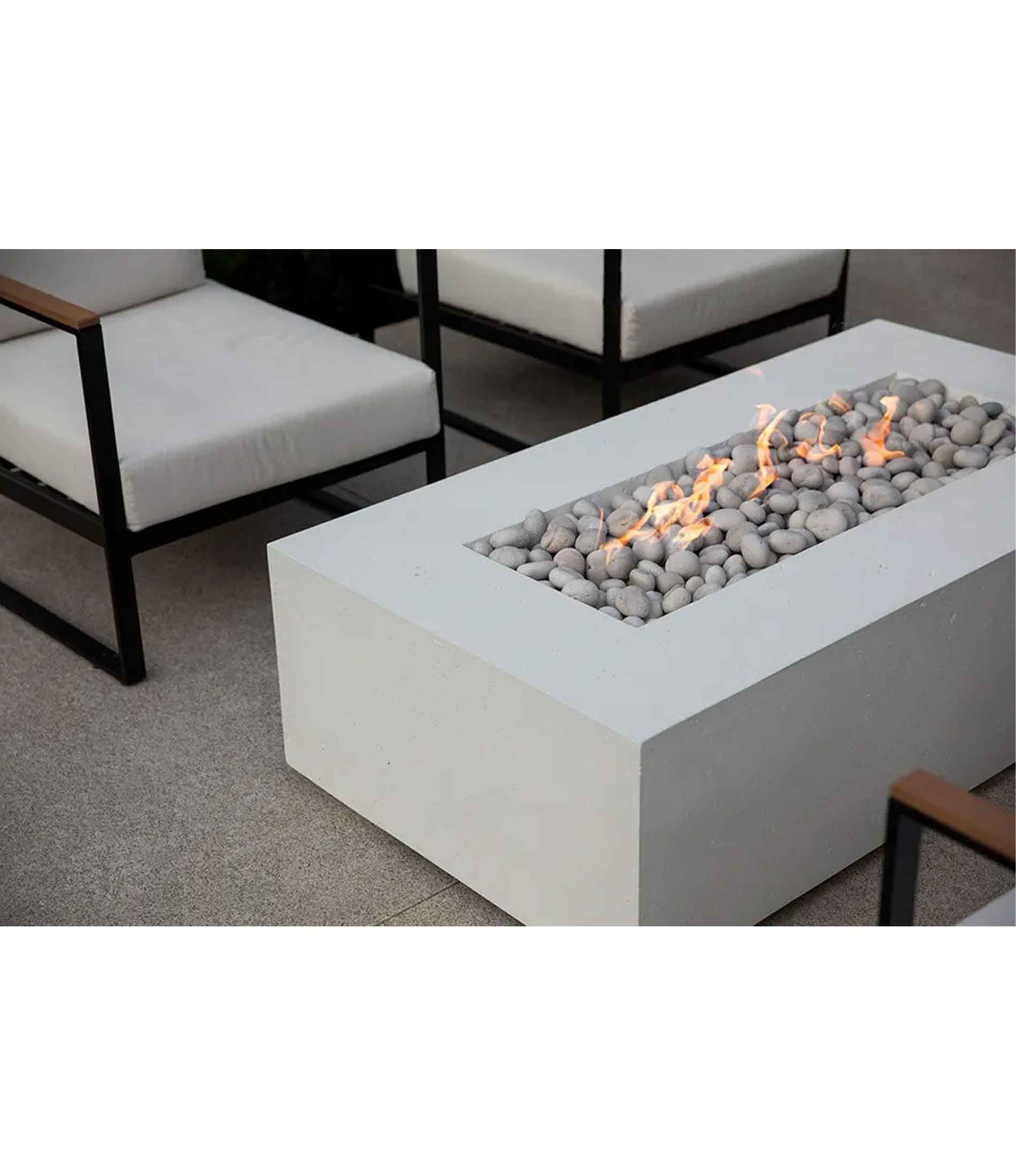 Sonoma 火炉卓 56"