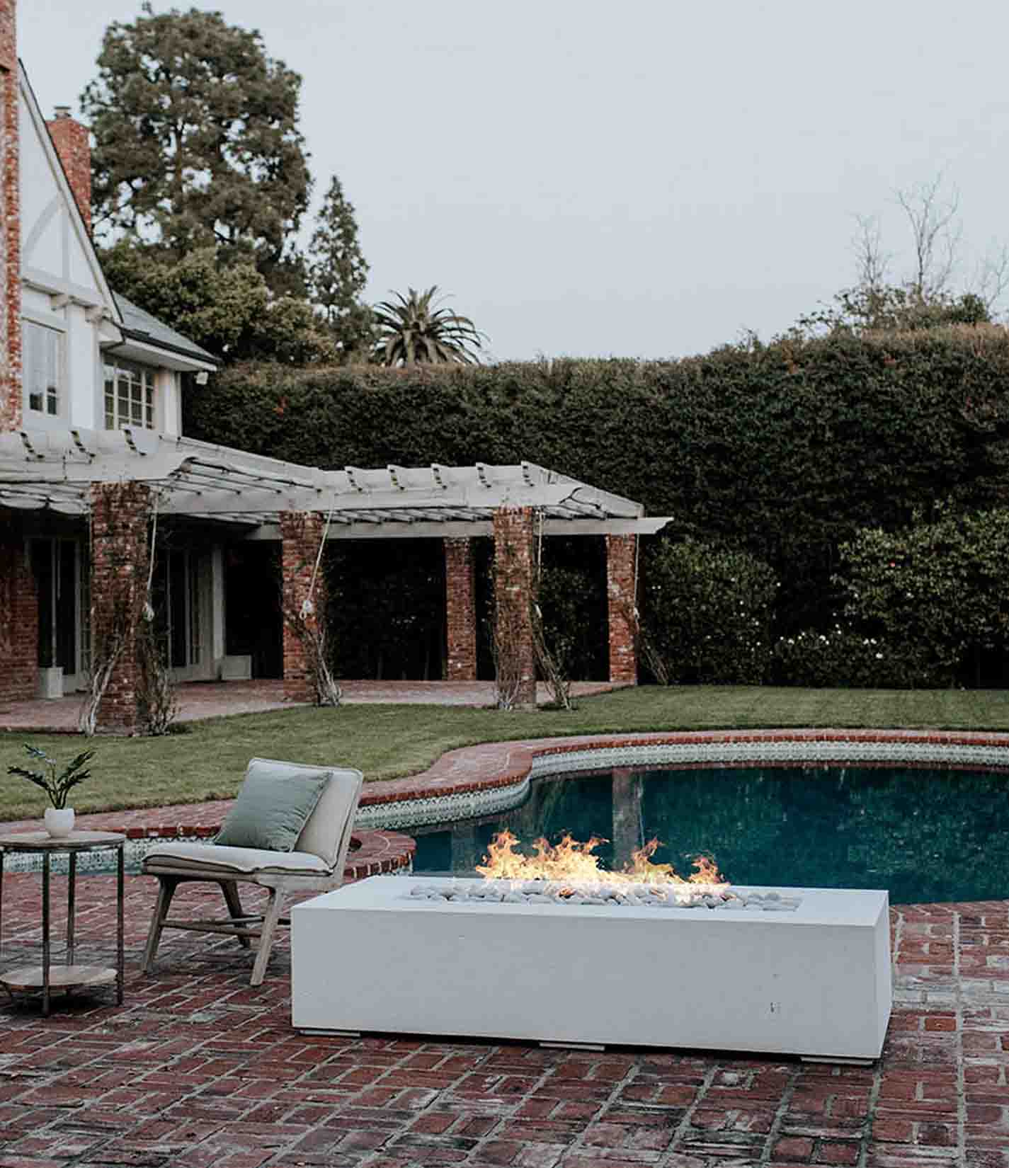 Sonoma Firetable 72"