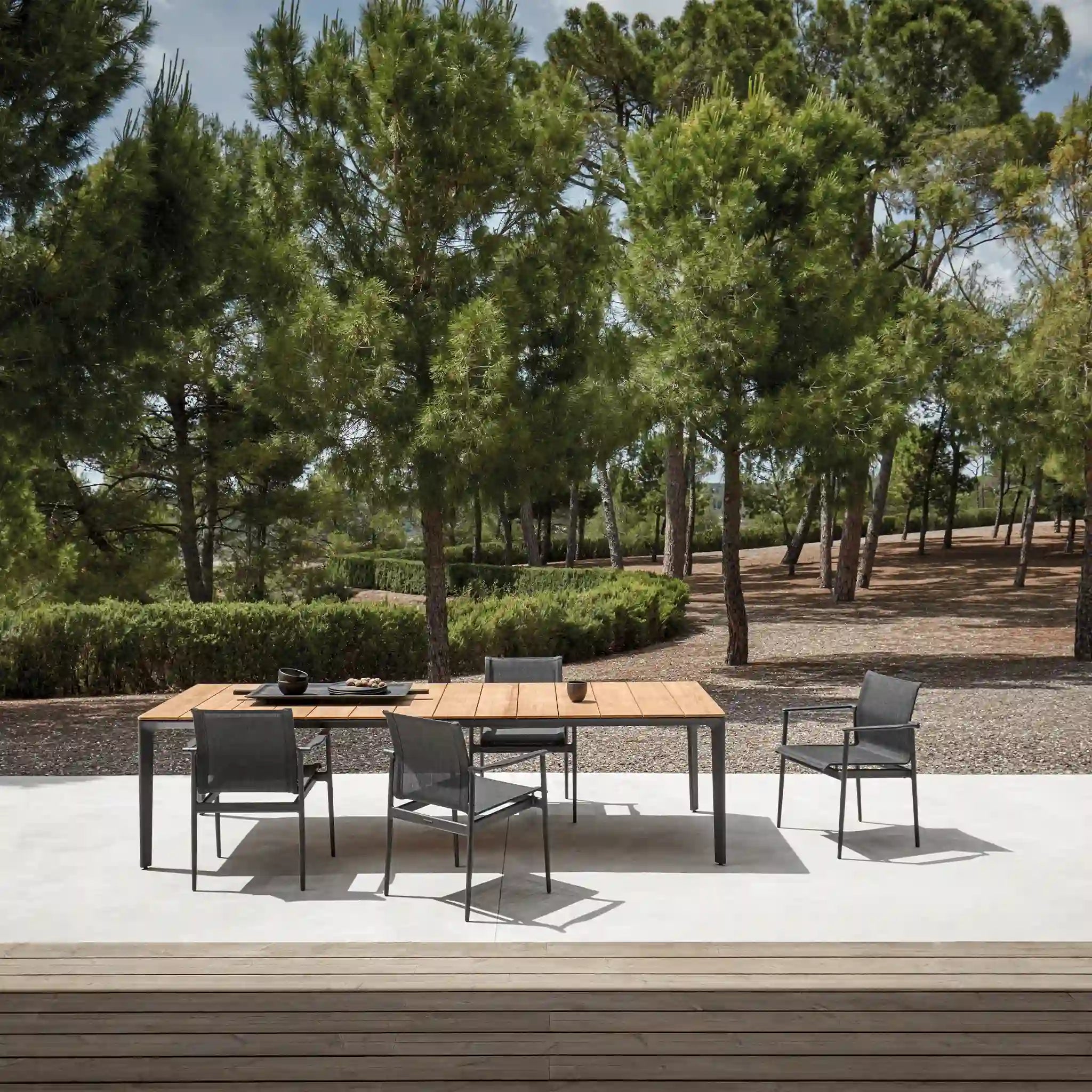 180 带扶手可叠加餐椅