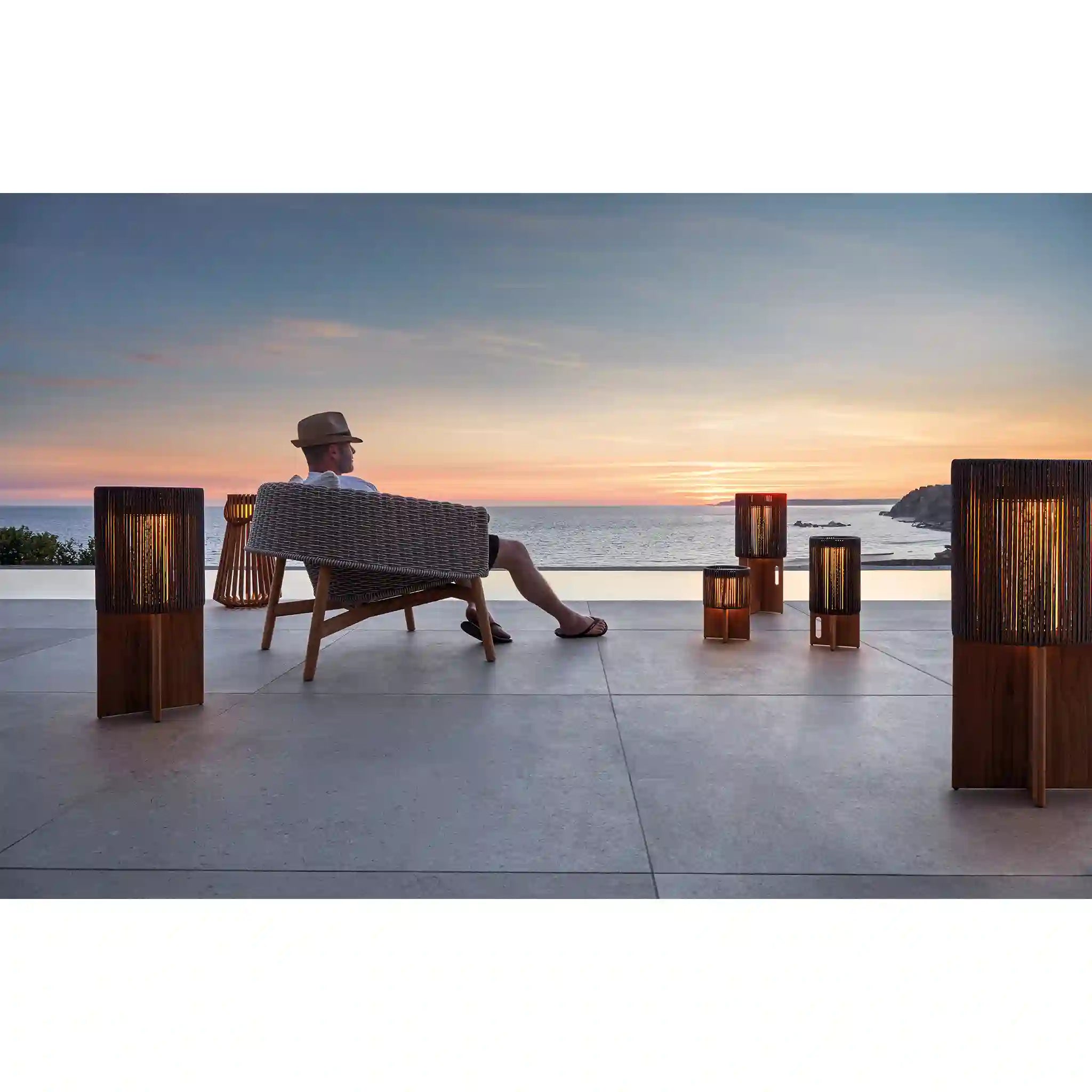 Ambient Compass Floor Lantern