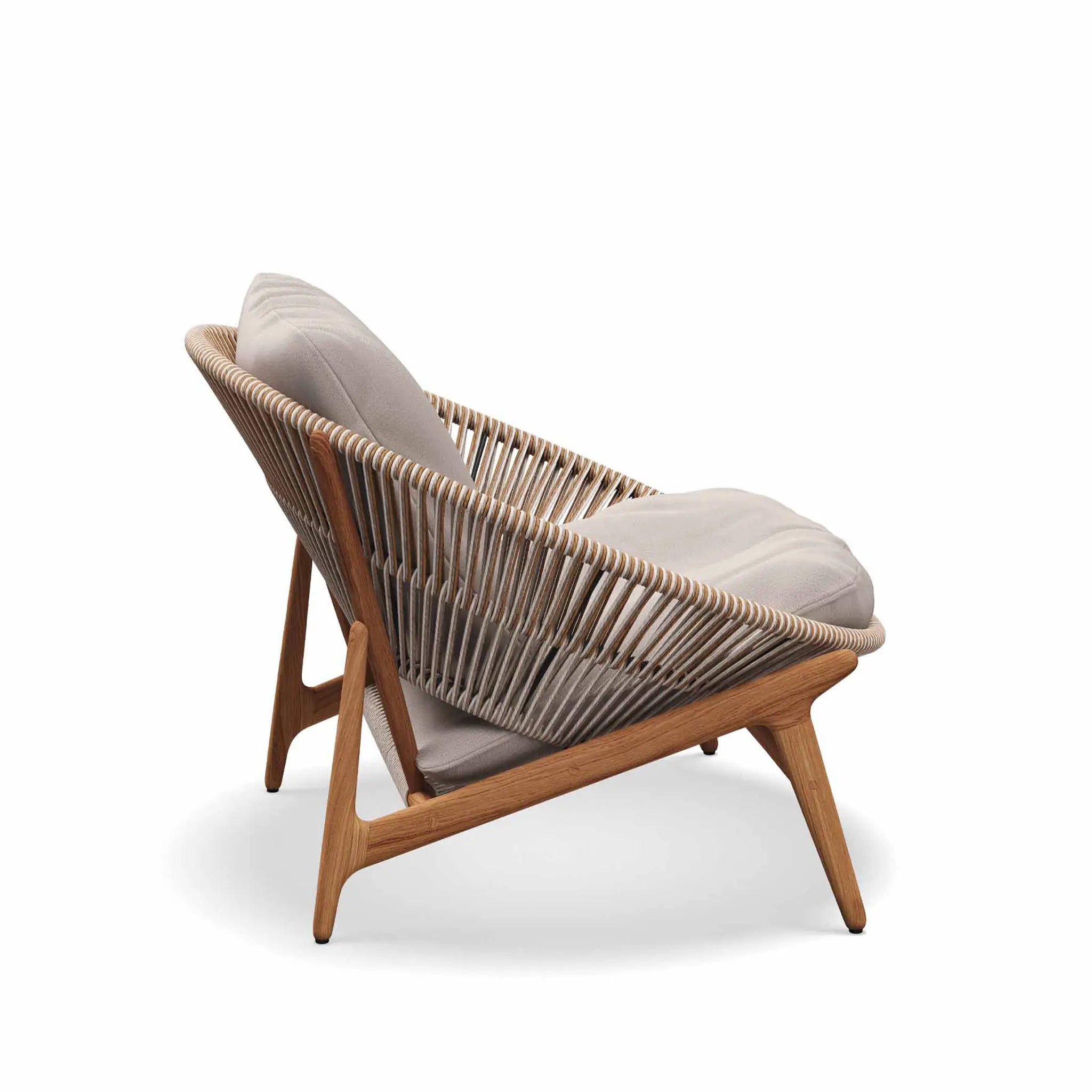 Bora Lounge Chair