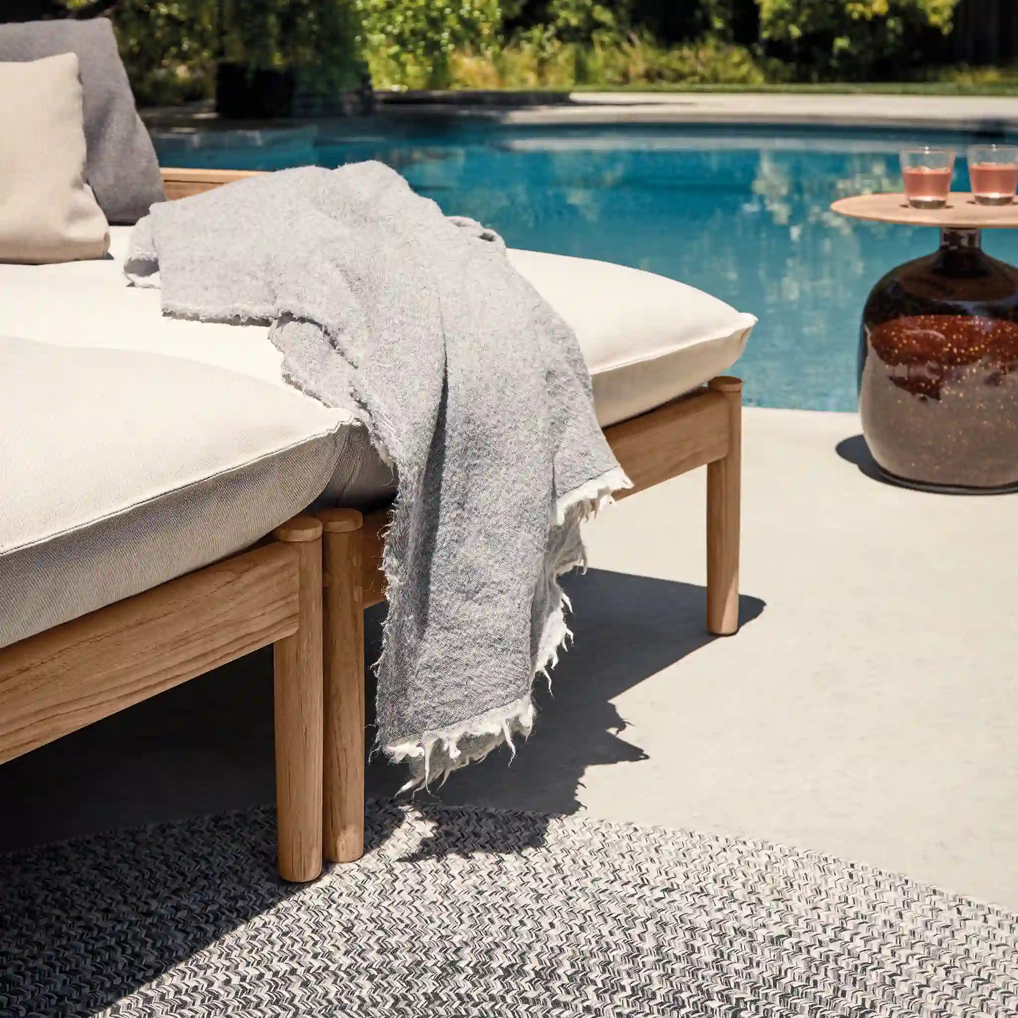 Round Rug