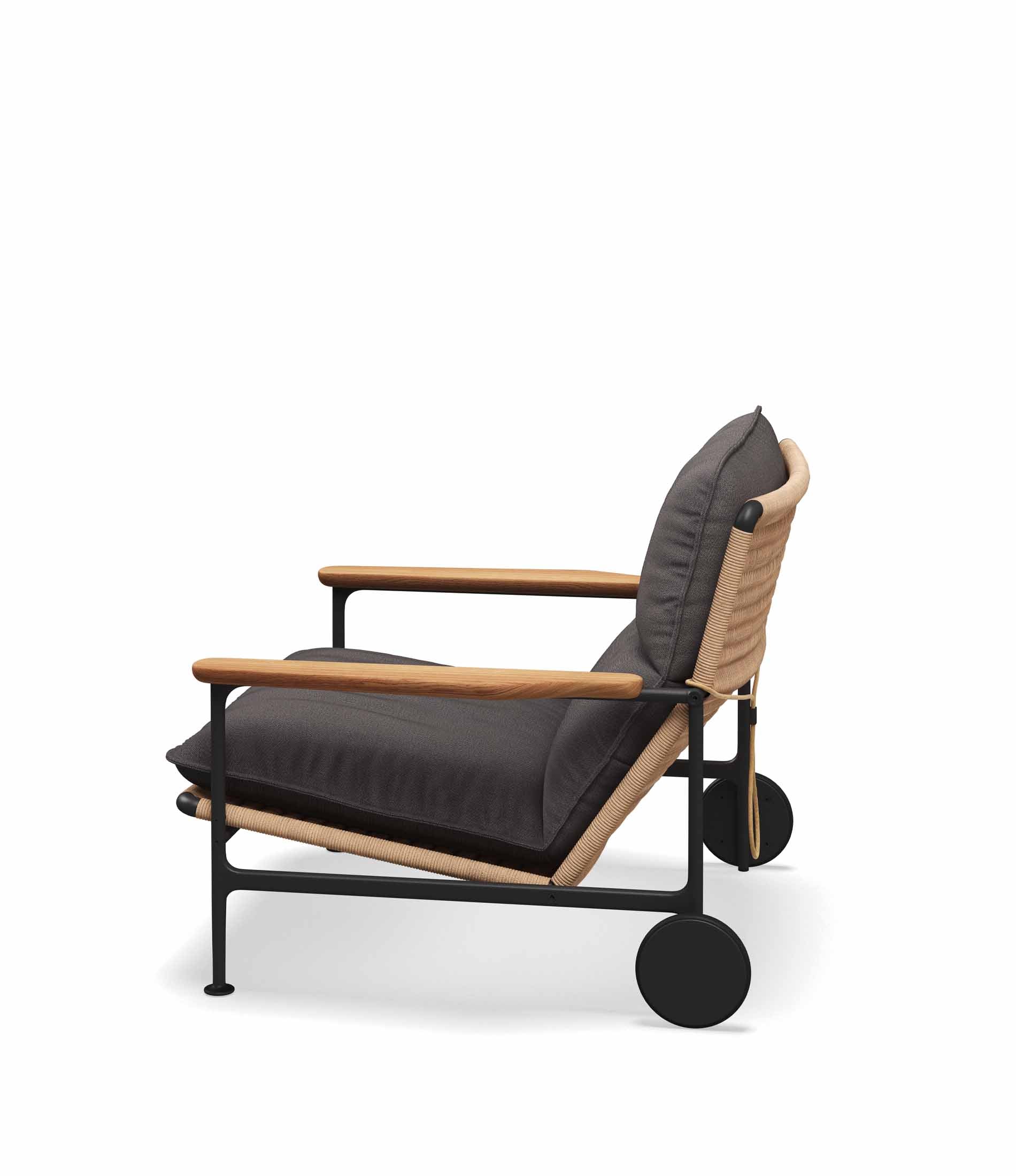 有扶手的Zenith休闲椅