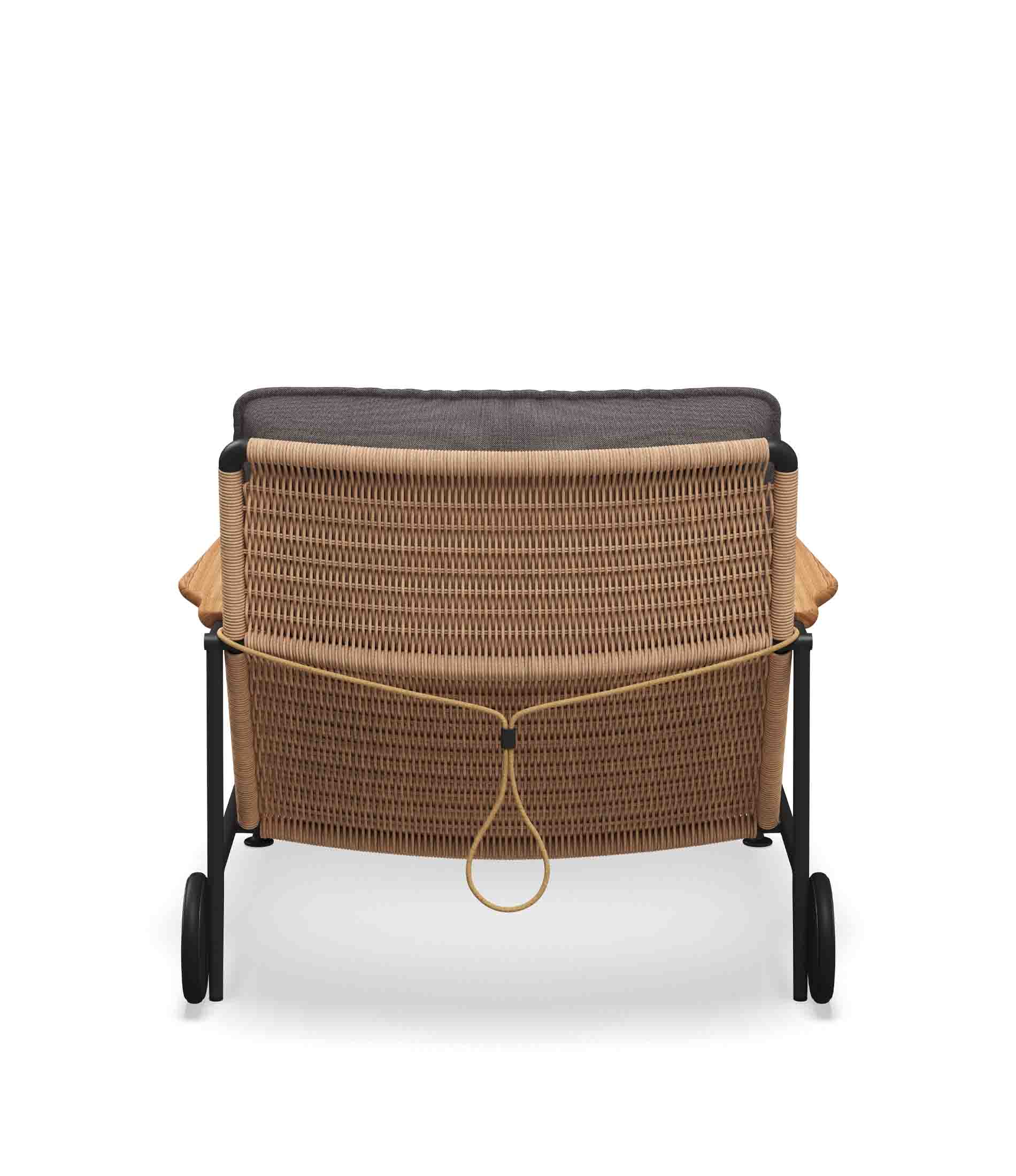 有扶手的Zenith休闲椅