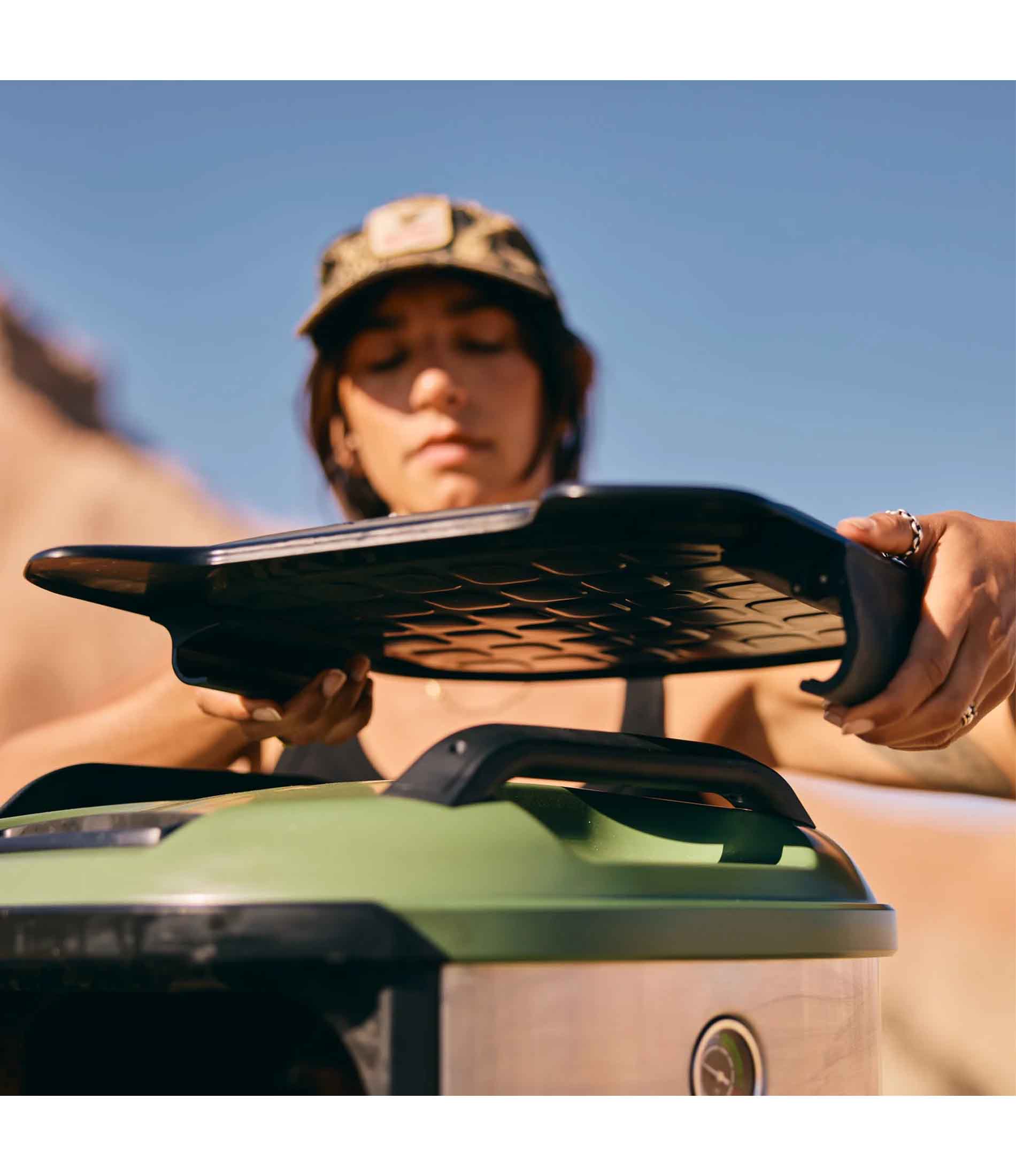 踏板车顶行李架