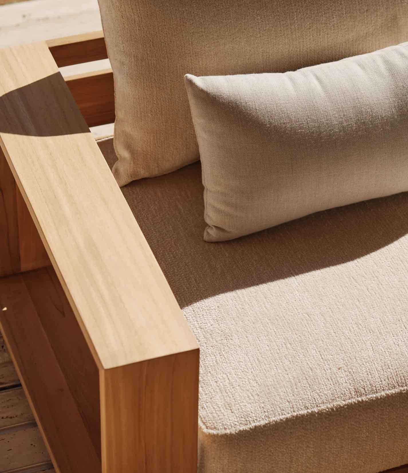 Harbour 柚木休闲椅