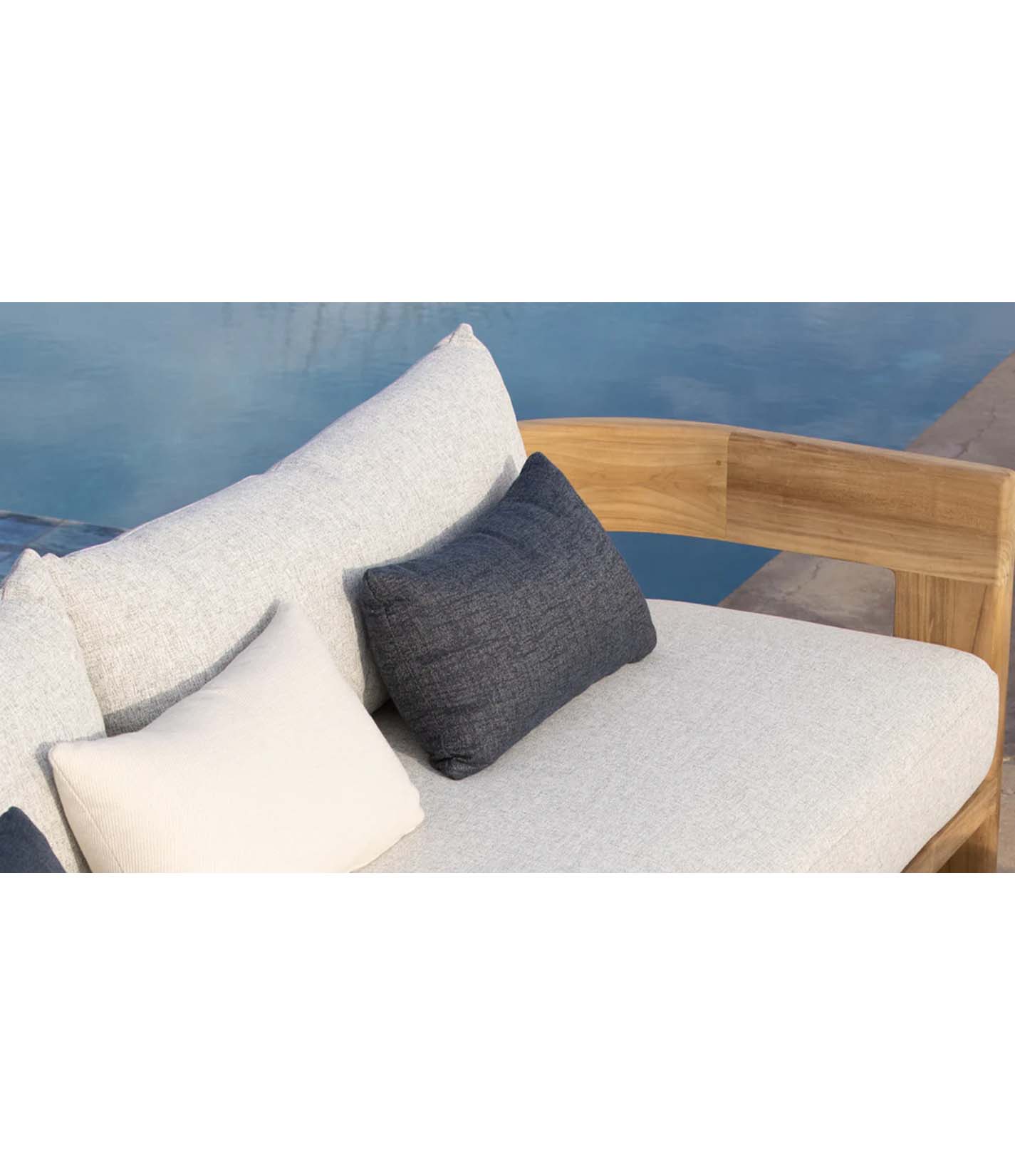 Victoria Teak Lounge Chair