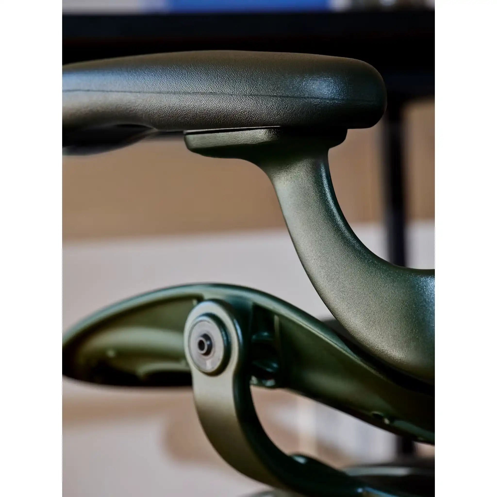 Aeron® Remastered Chair