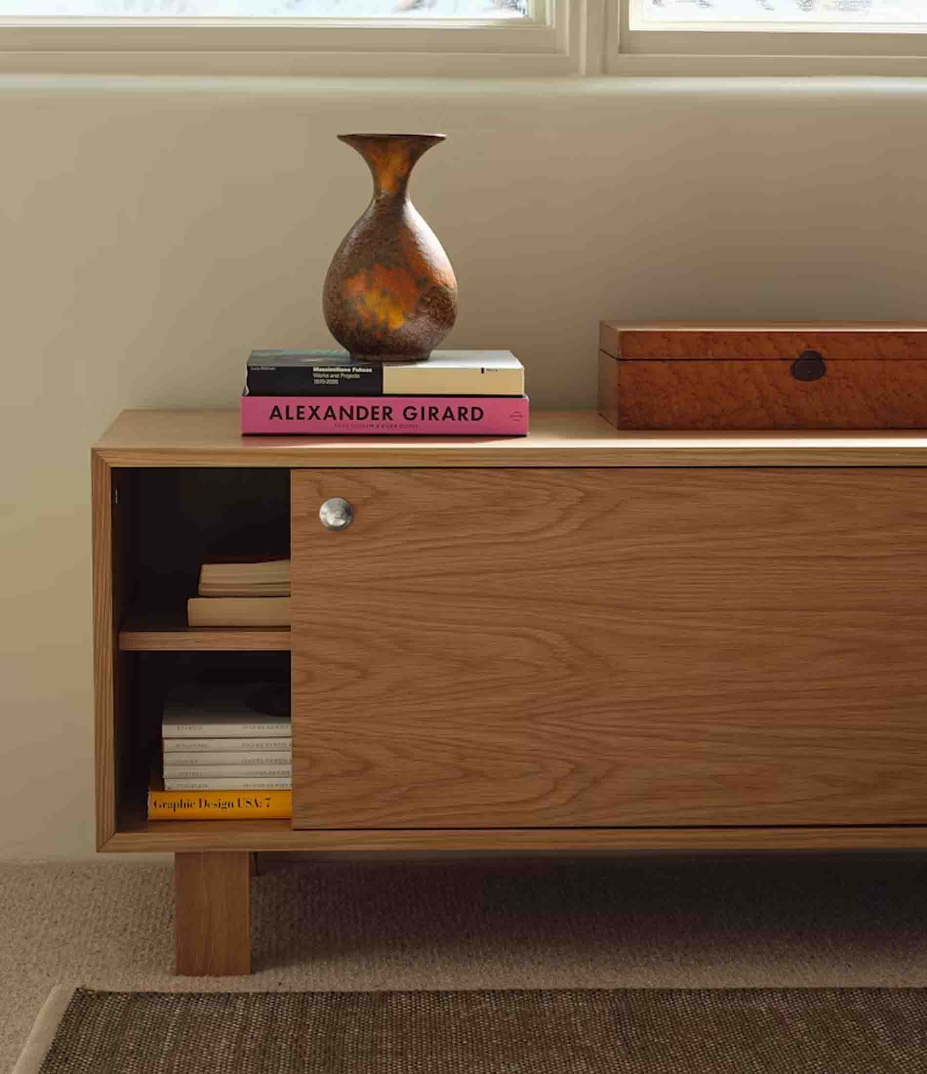 Nelson®基础橱柜系列 - 媒体单元