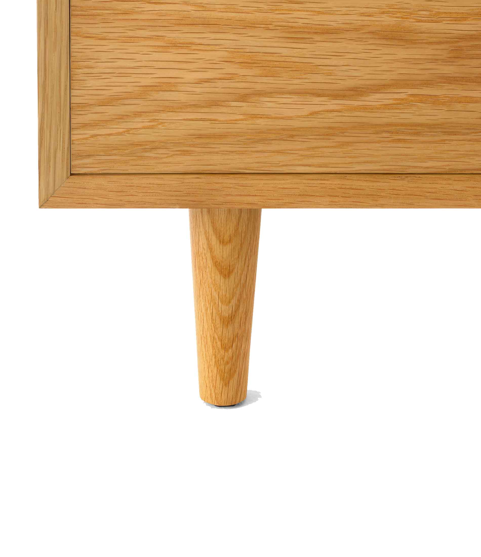 Nelson®基础橱柜系列 - 床头柜