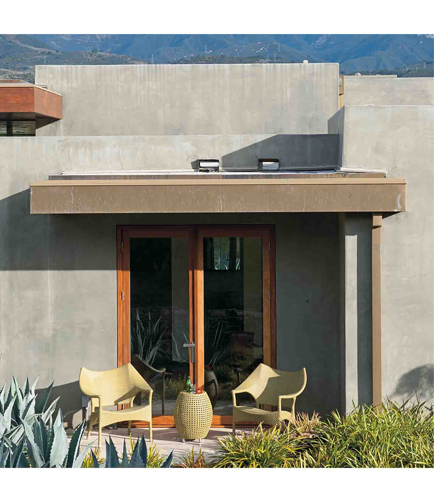 Amari 低背休闲椅