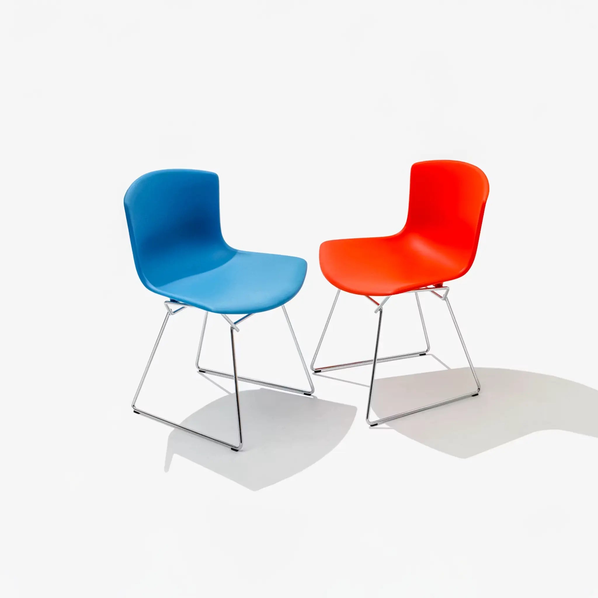 Bertoia Molded Shell Outdoor Side Chair