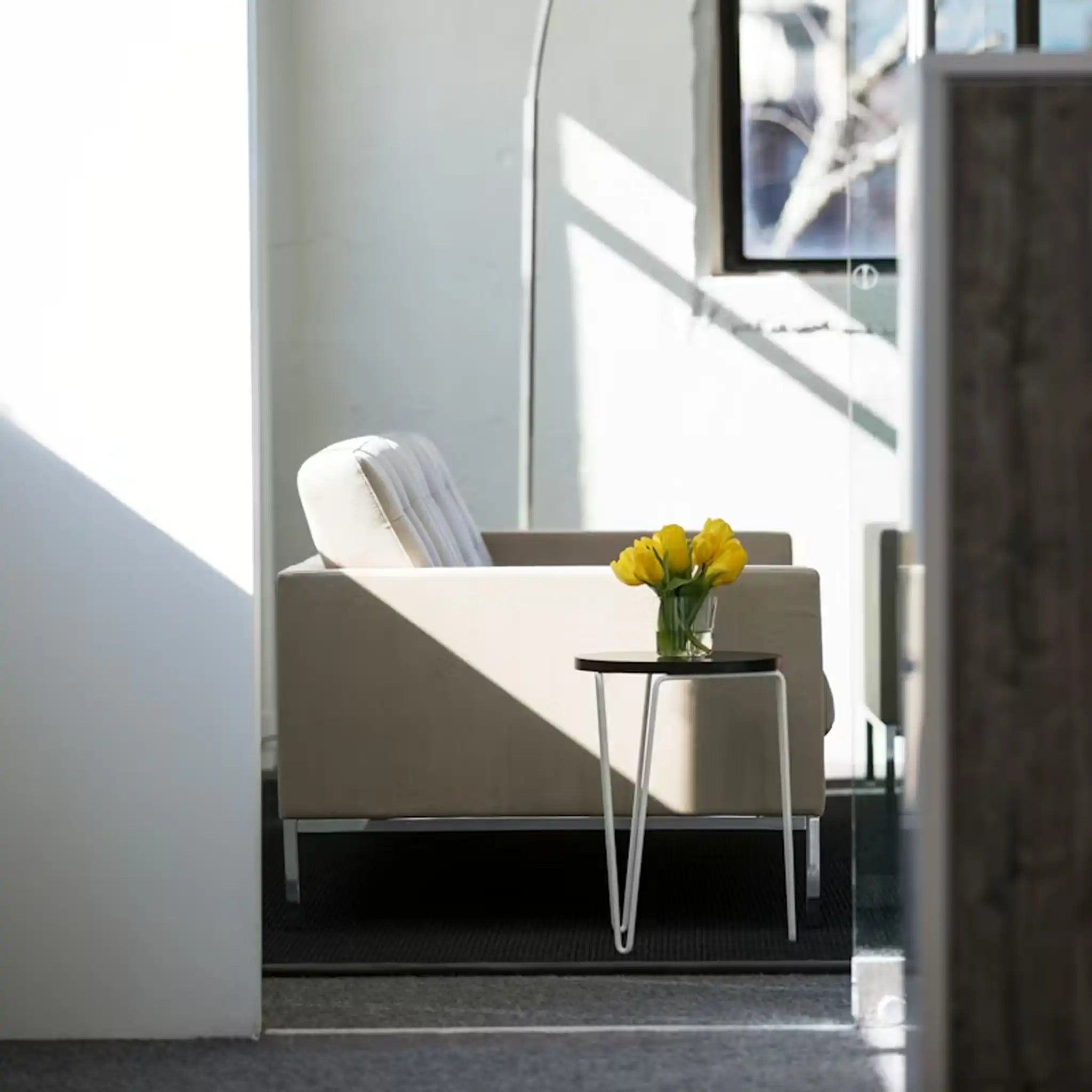 Florence Knoll Hairpin™ 堆叠桌