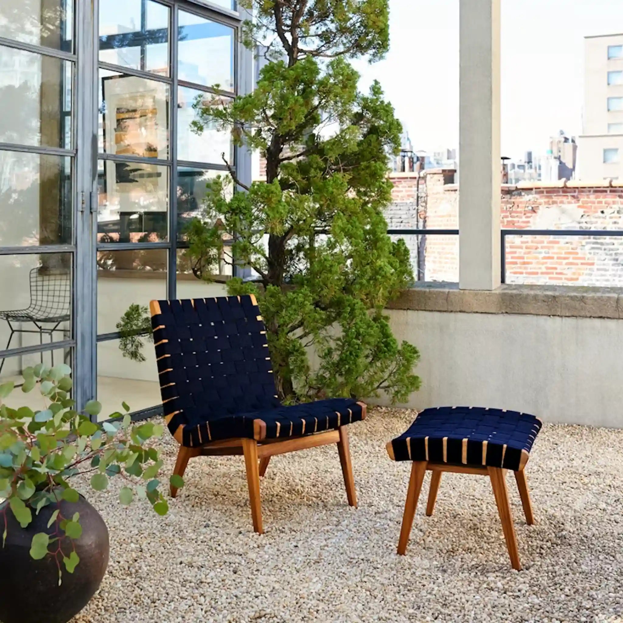 Risom Outdoor Lounge Chair and Ottoman