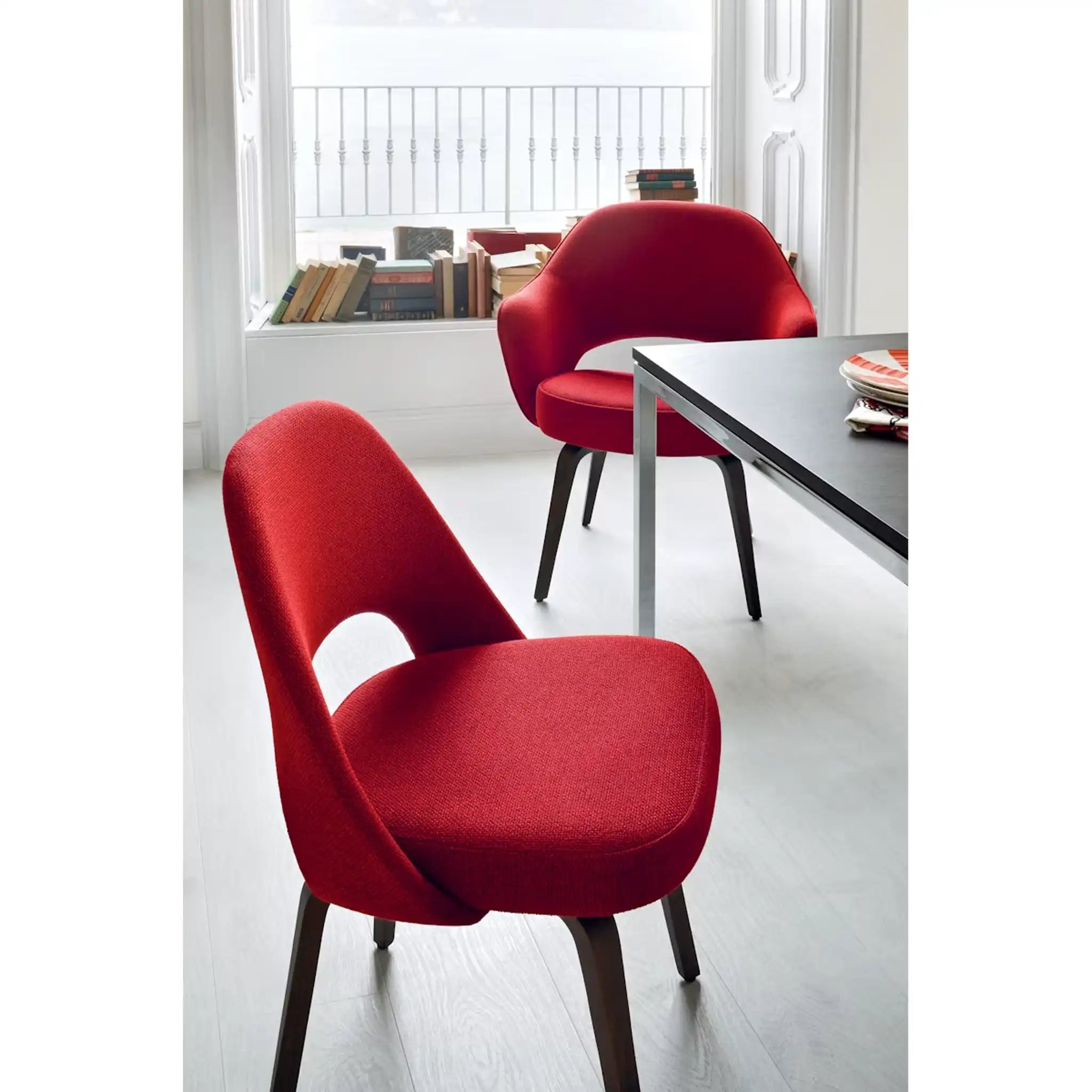 Saarinen Executive Armchair