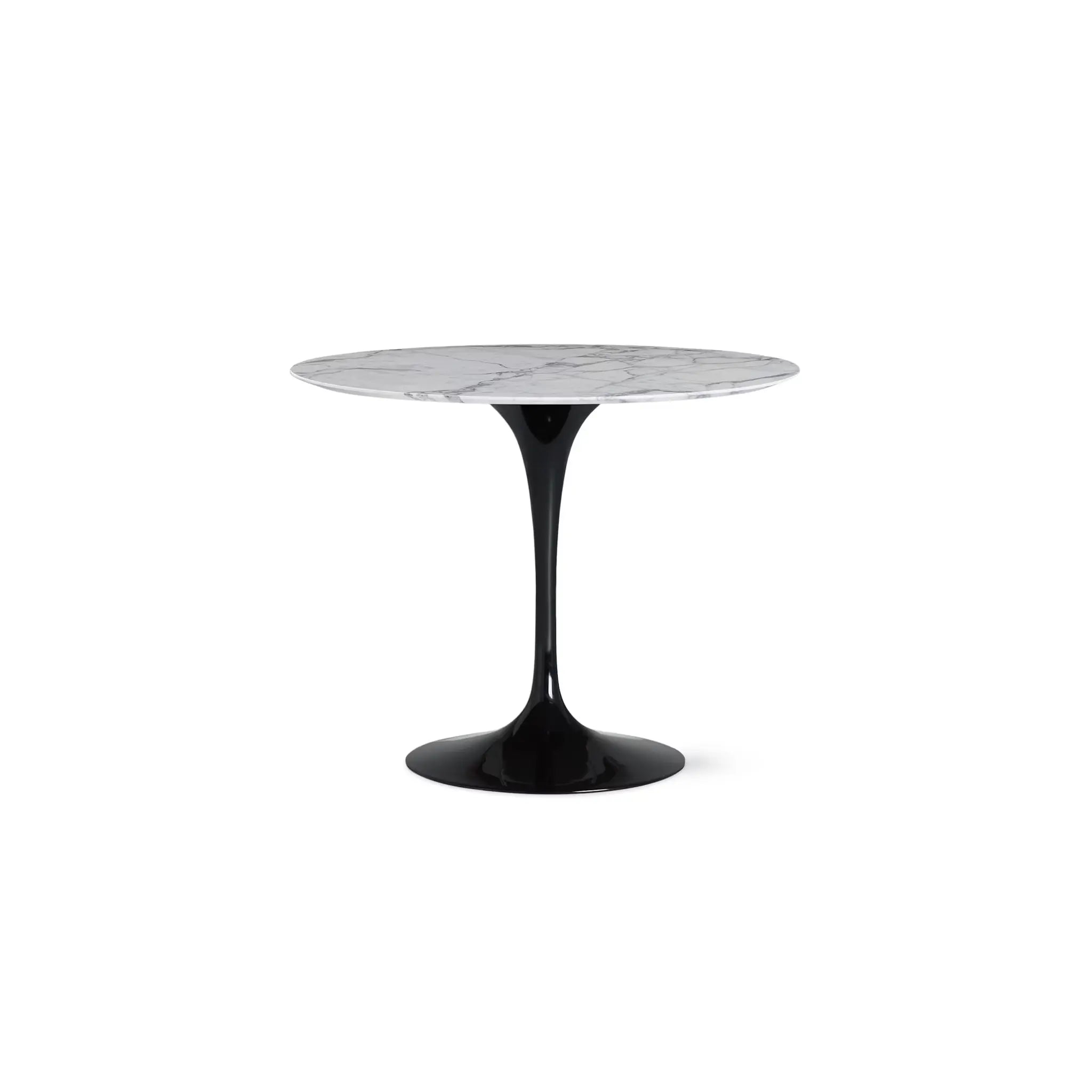 Saarinen 圆形餐桌 - 卡拉拉大理石/白色底座 35" - 60"