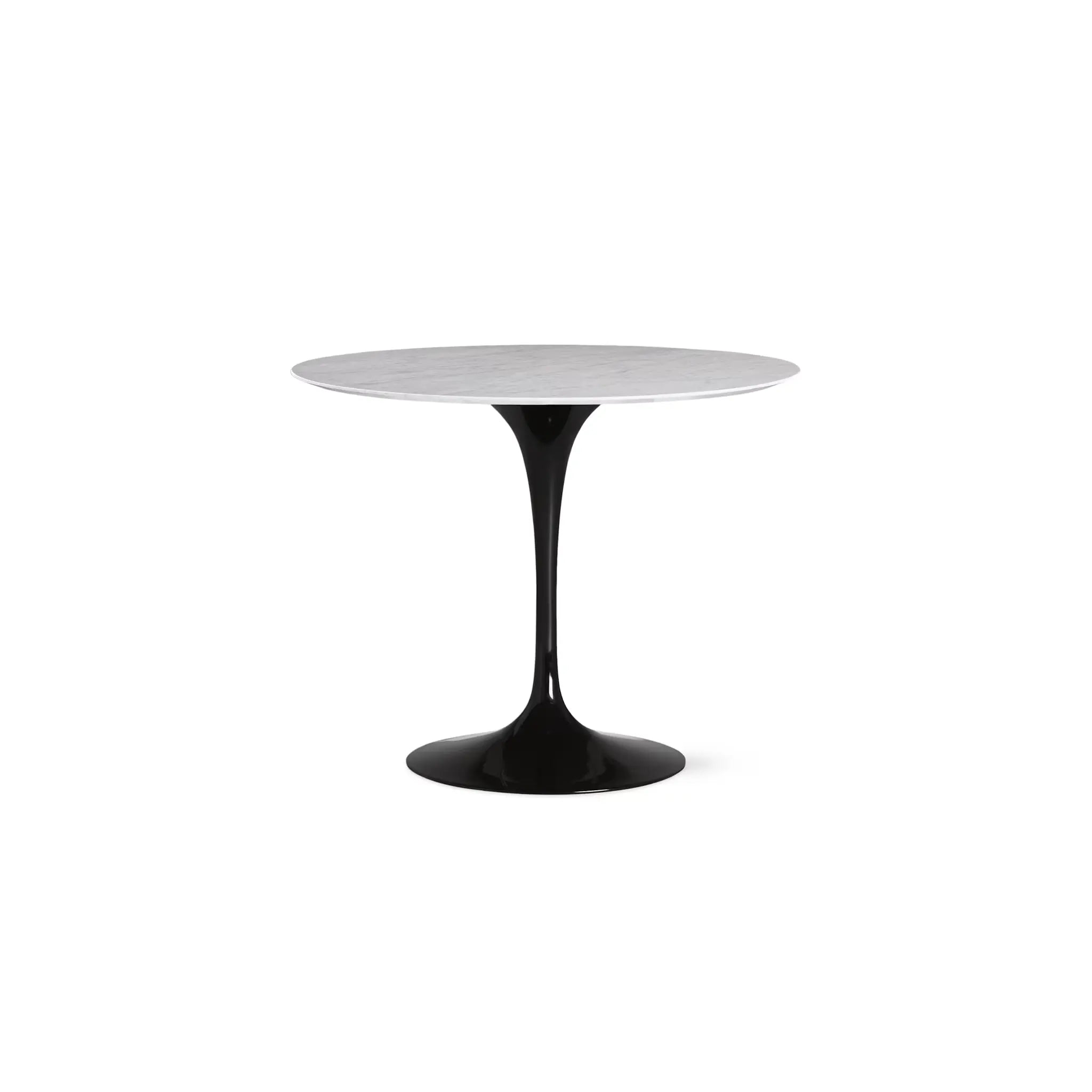 Saarinen 圆形餐桌 - 卡拉拉大理石/白色底座 35" - 60"