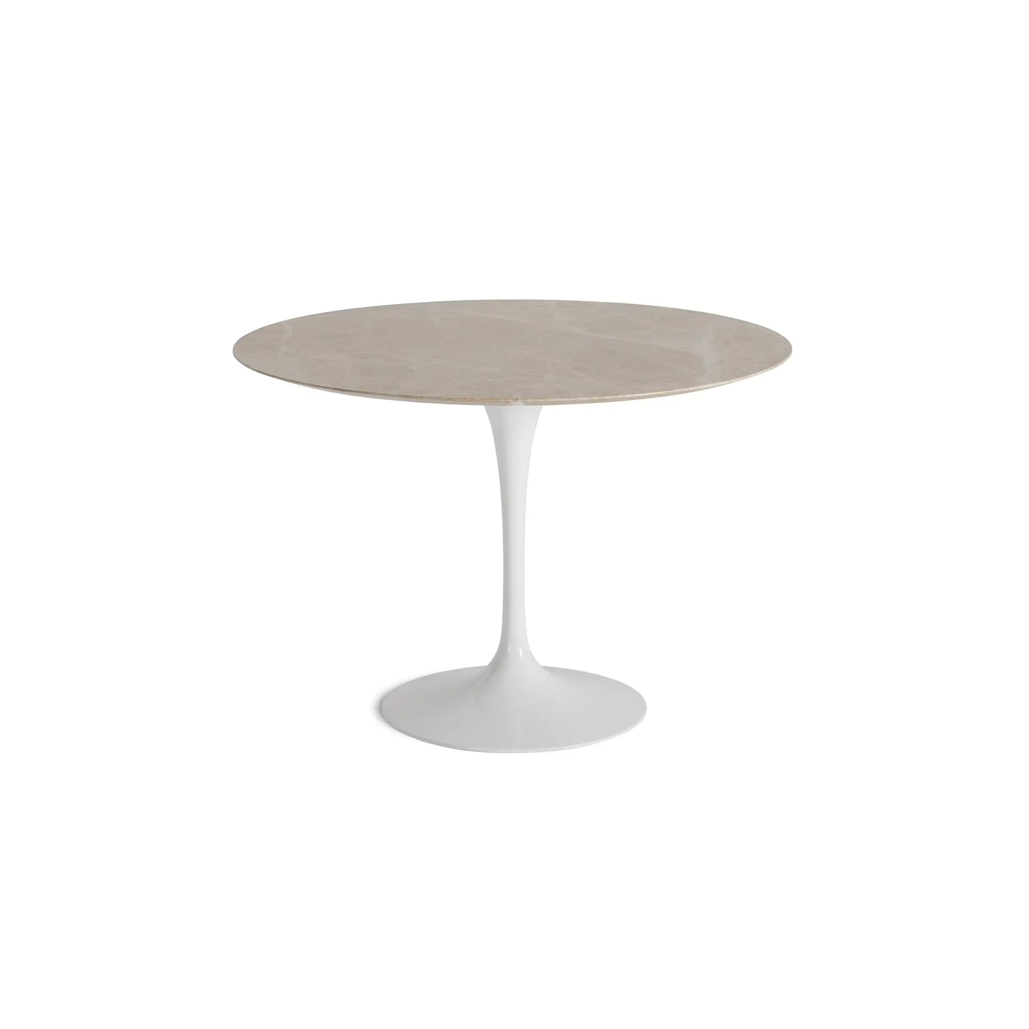 Saarinen 圆形餐桌 - 卡拉拉大理石/白色底座 35" - 60"