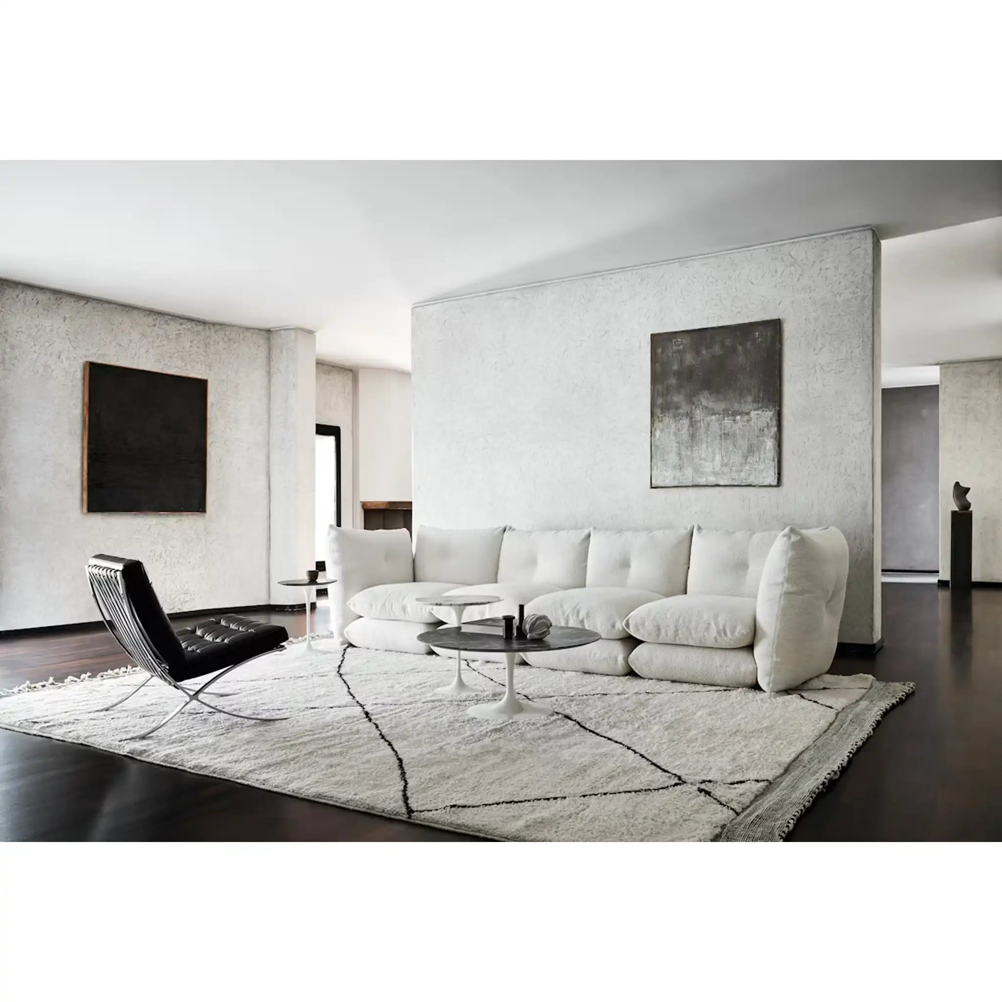 Saarinen Round Coffee Table - Marble Top