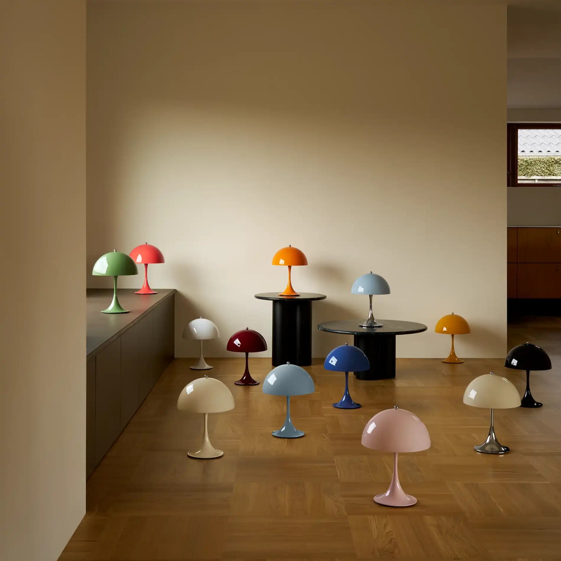 Panthella 250 Portable Lamp