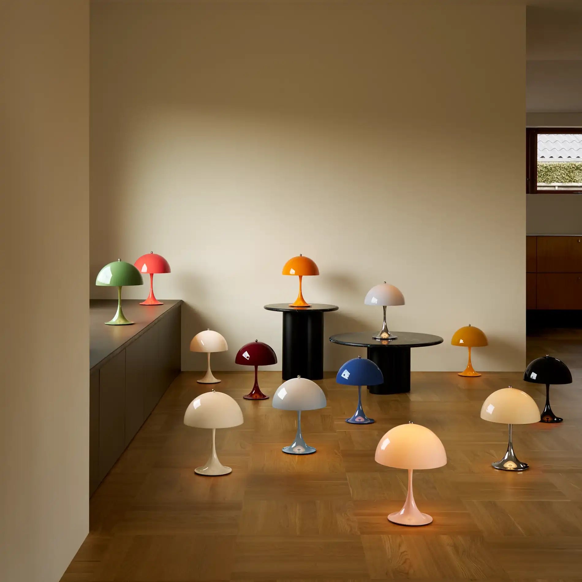 Panthella 250 Portable Lamp