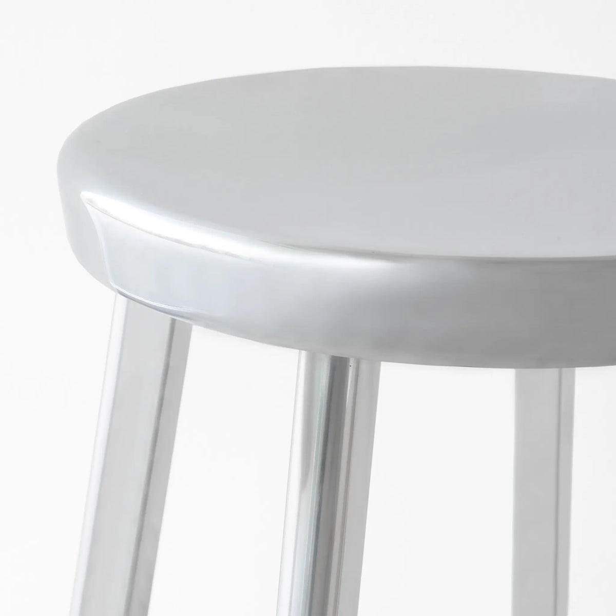 Déjà-vu Stool