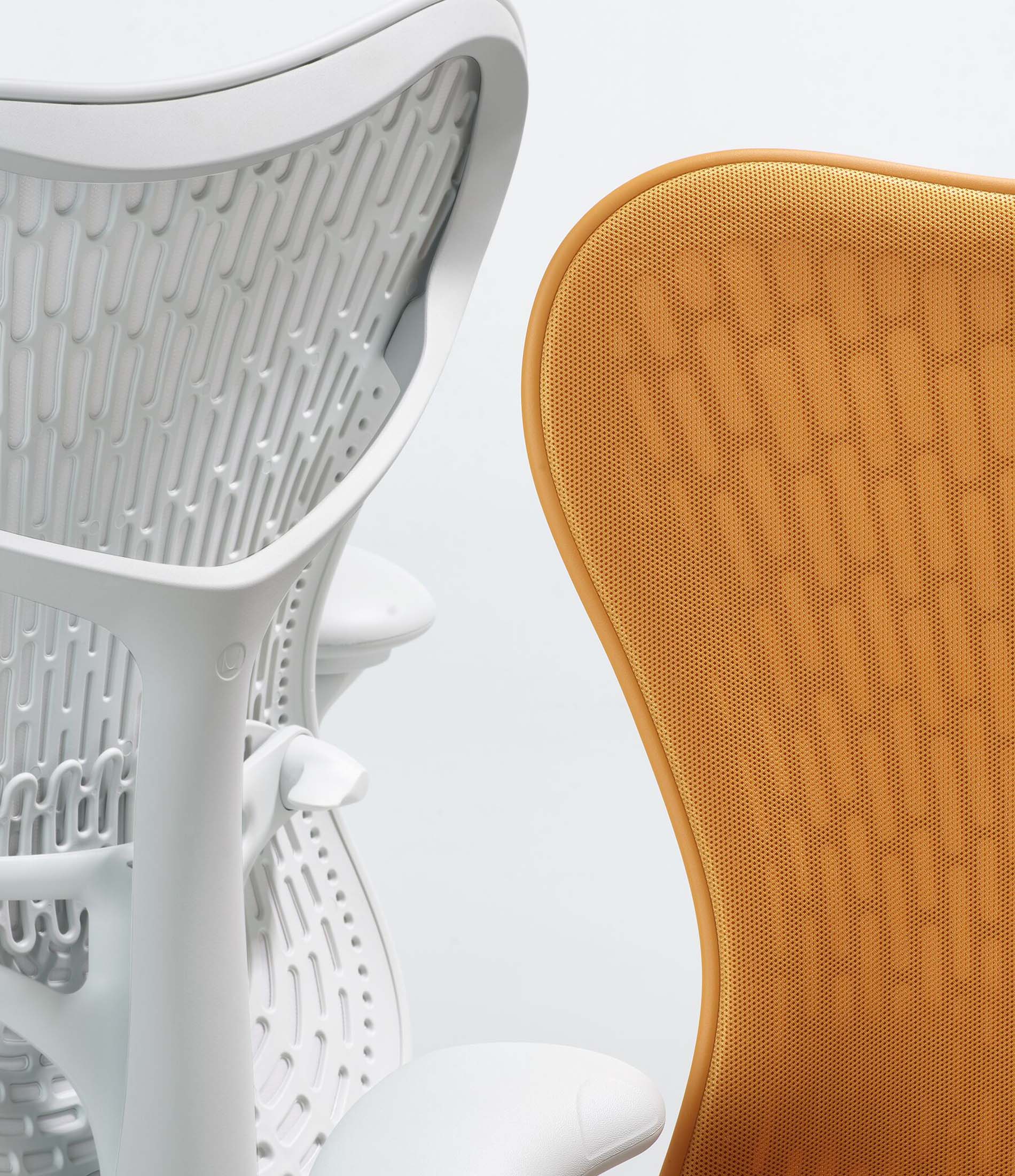 Mirra 2™ 椅子 - 满载工作室白框