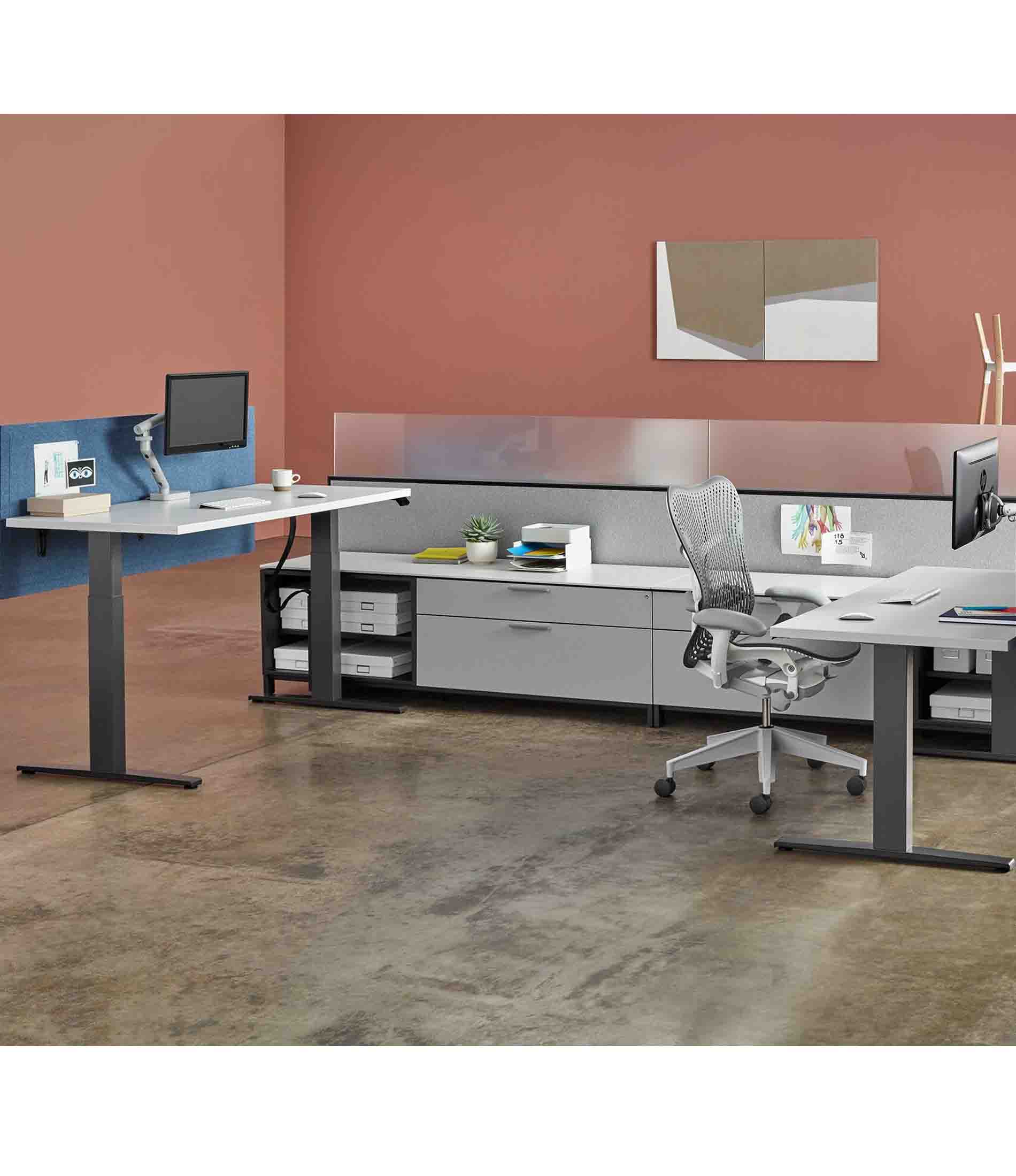 Motia® T型脚矩形桌 - 30"