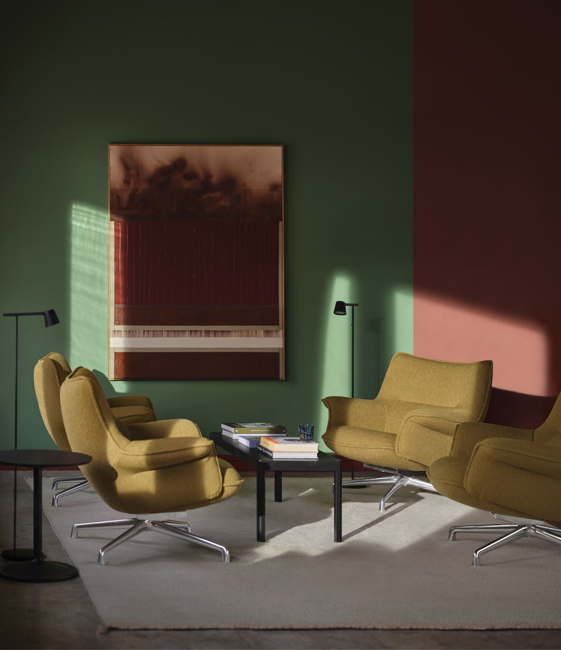 Doze Lounge Chair Low Back - Tube Base