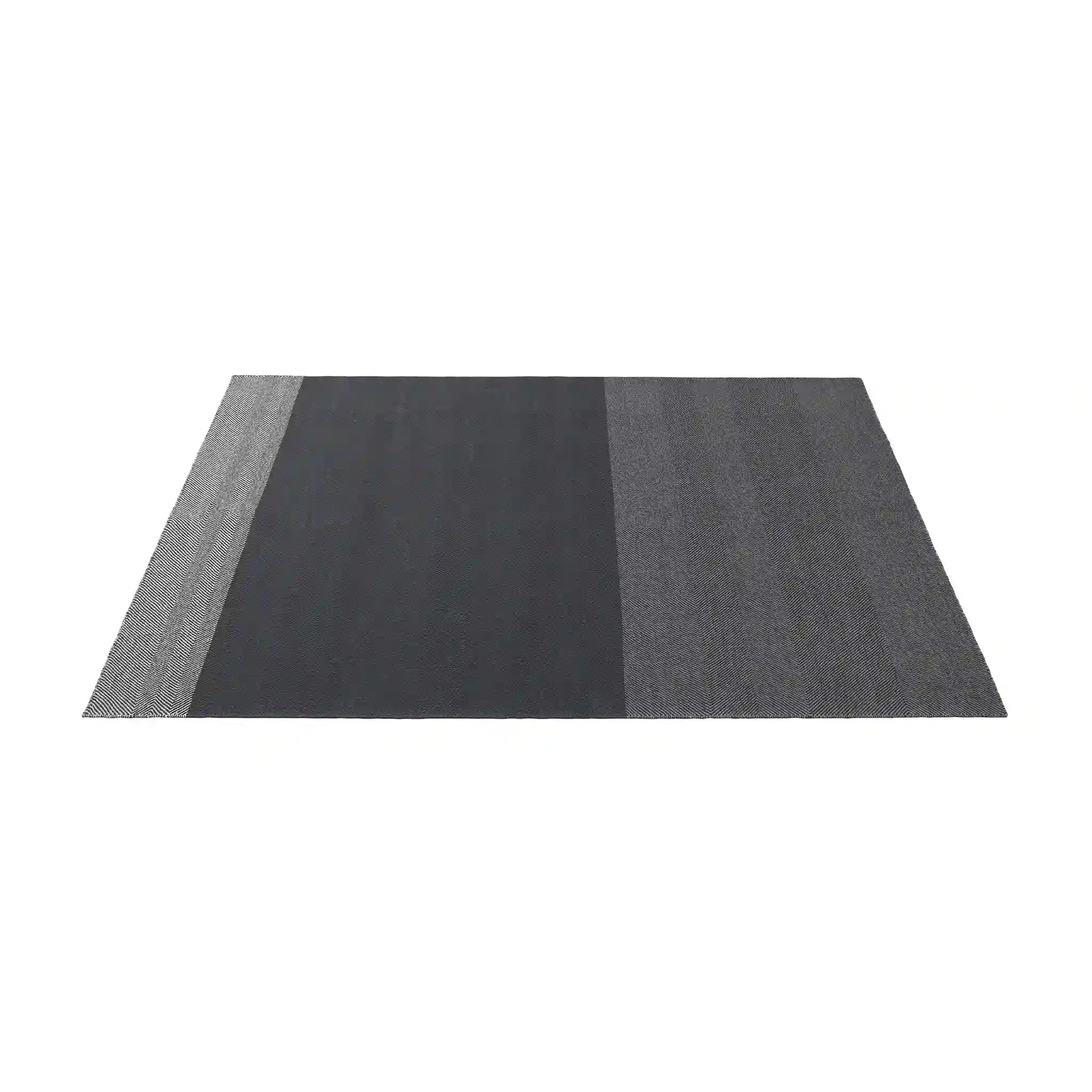 Varjo Rug