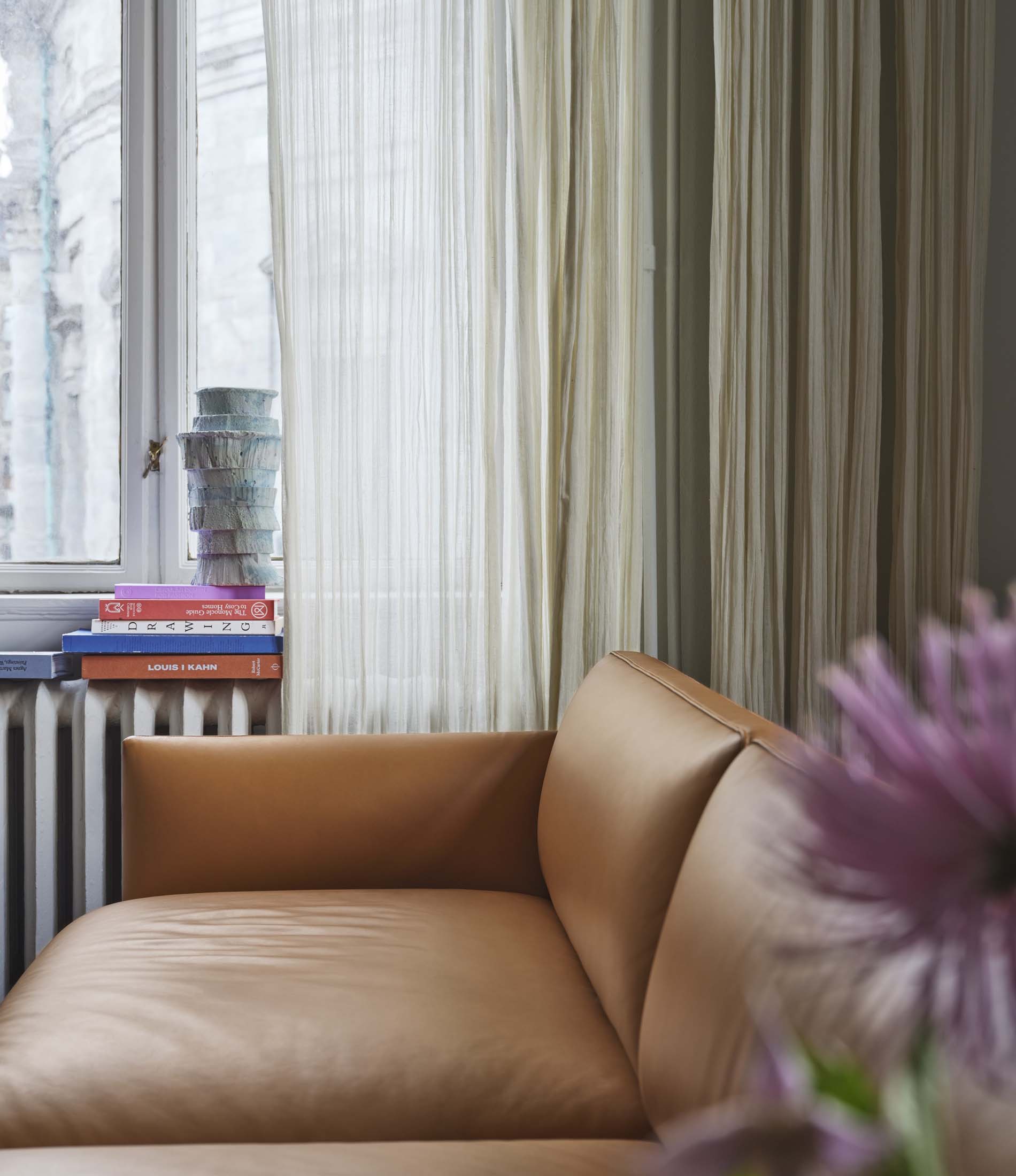 Outline Sofa - 3 Seater