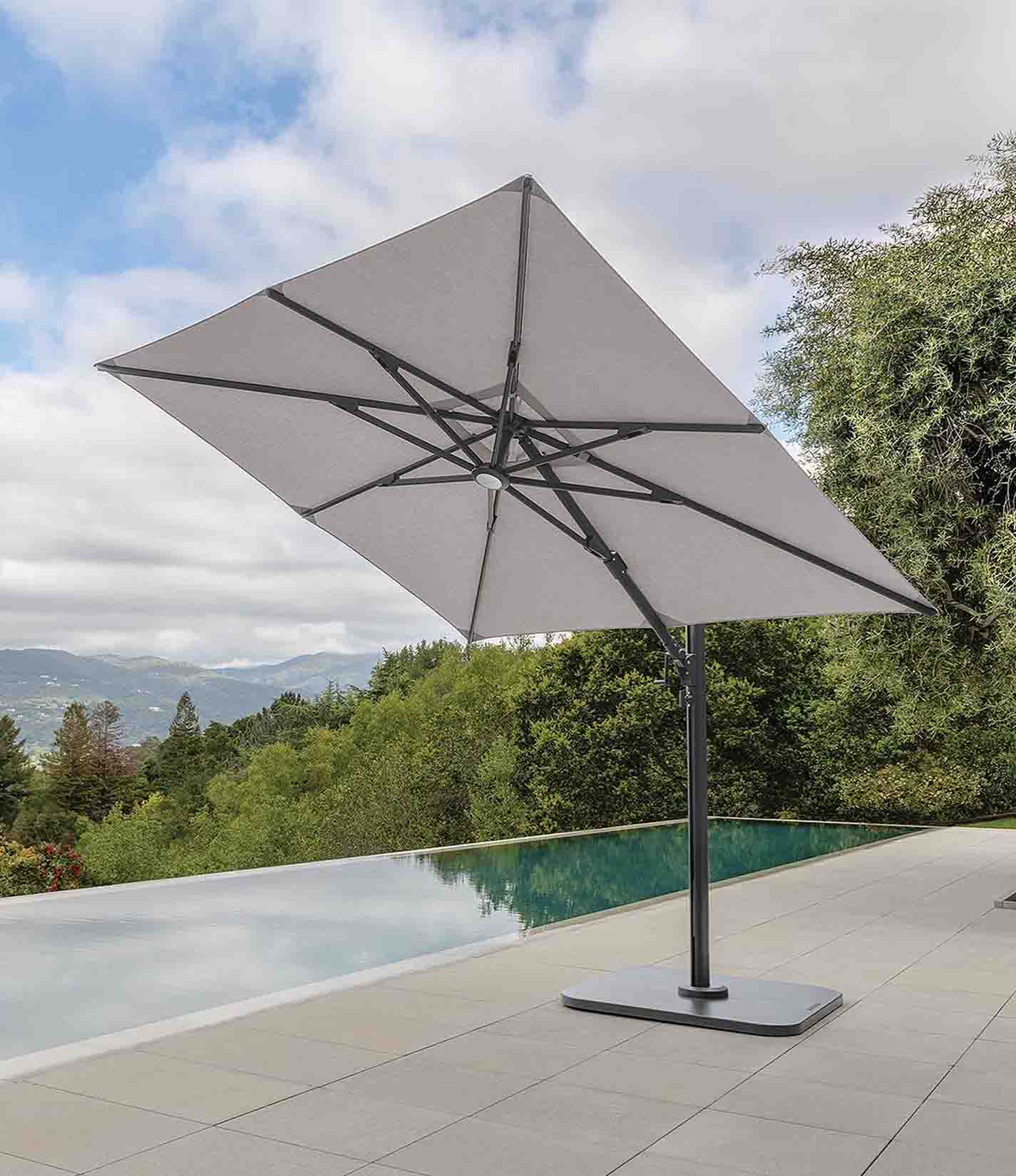Solaris 悬臂伞 - 10 英尺方形