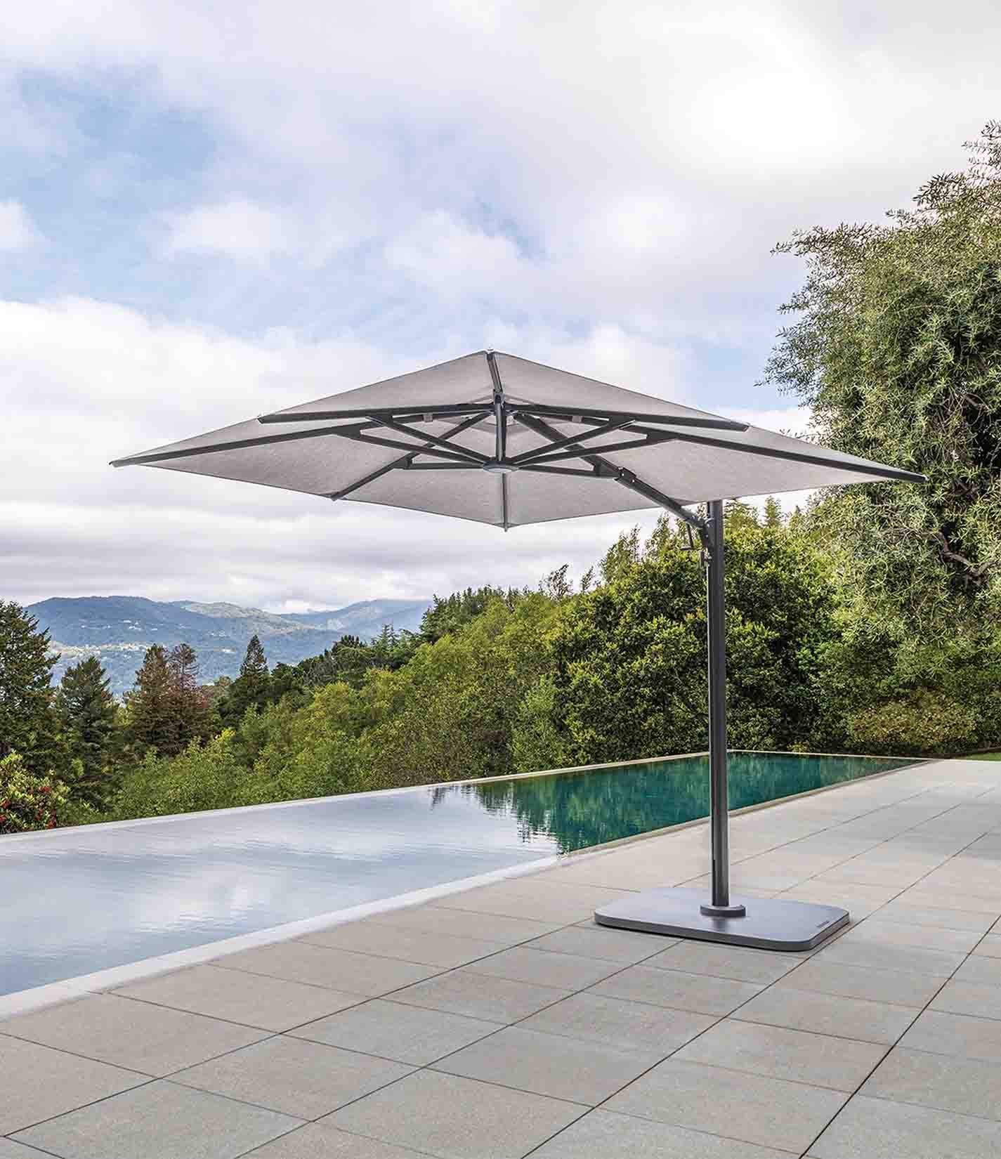 Solaris 悬臂伞 - 10 英尺方形