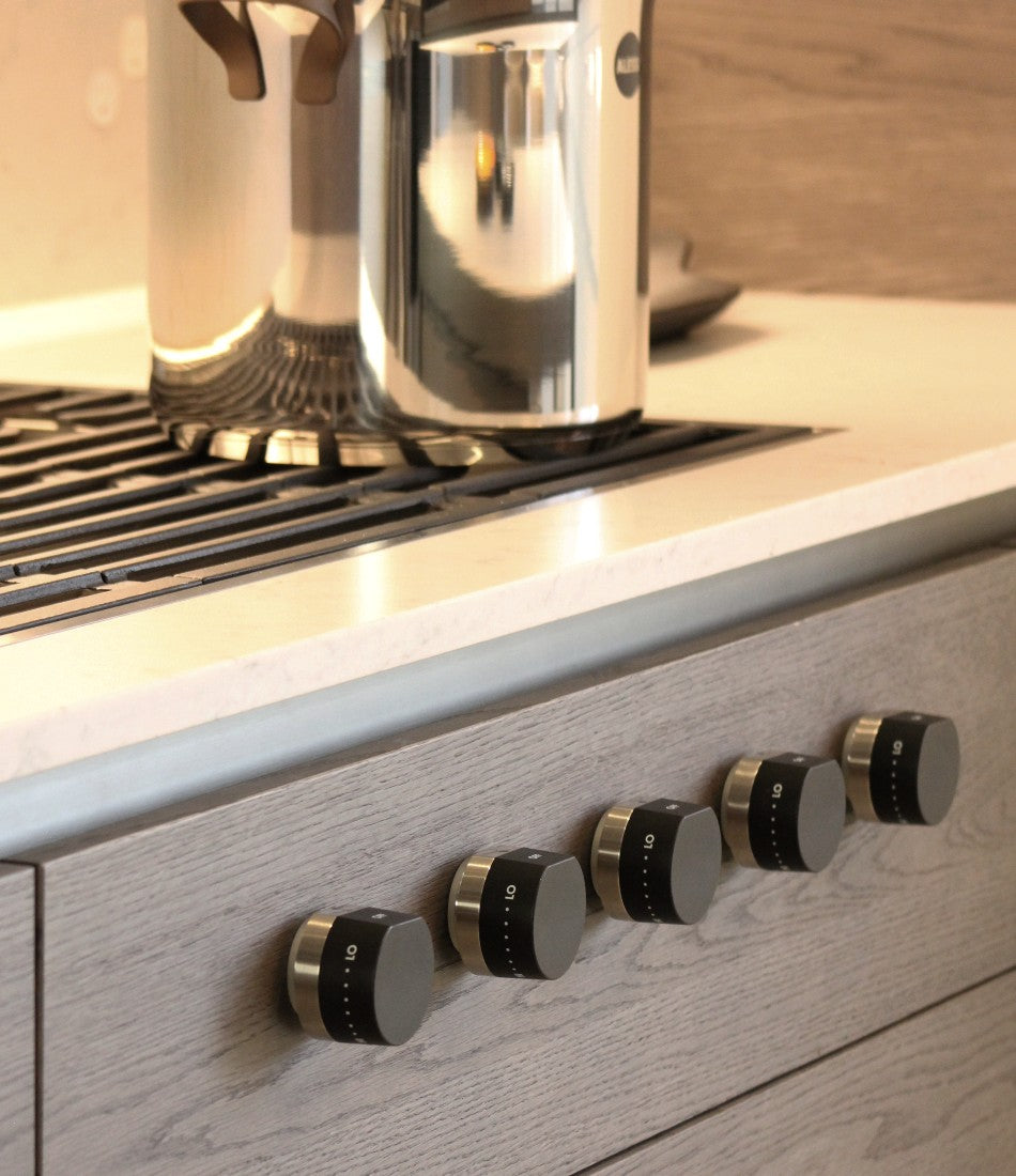 Tivali Banco Kitchen